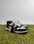 Off White Out Of Office 40