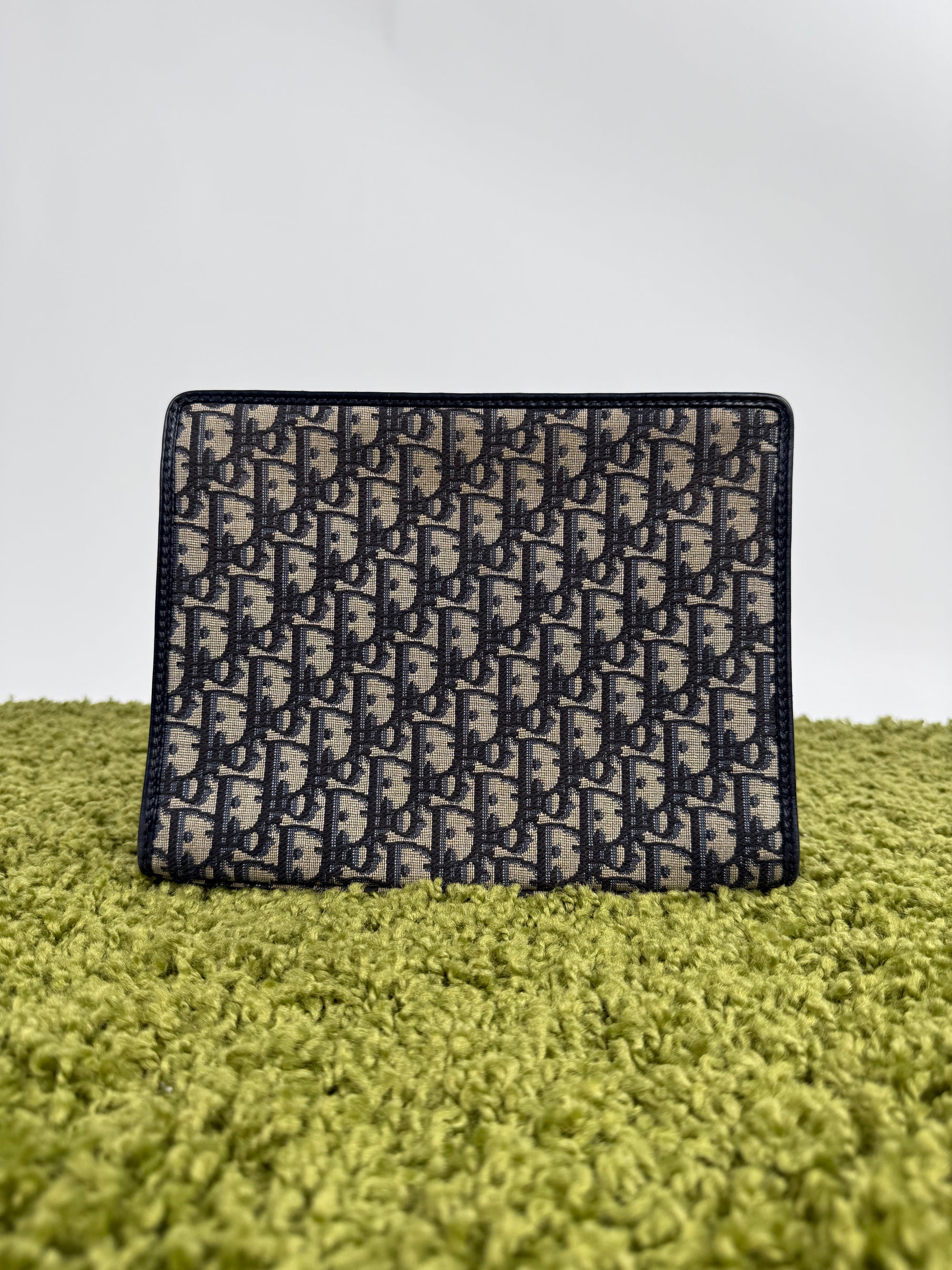 Pochette Dior Dea 30 Montaigne