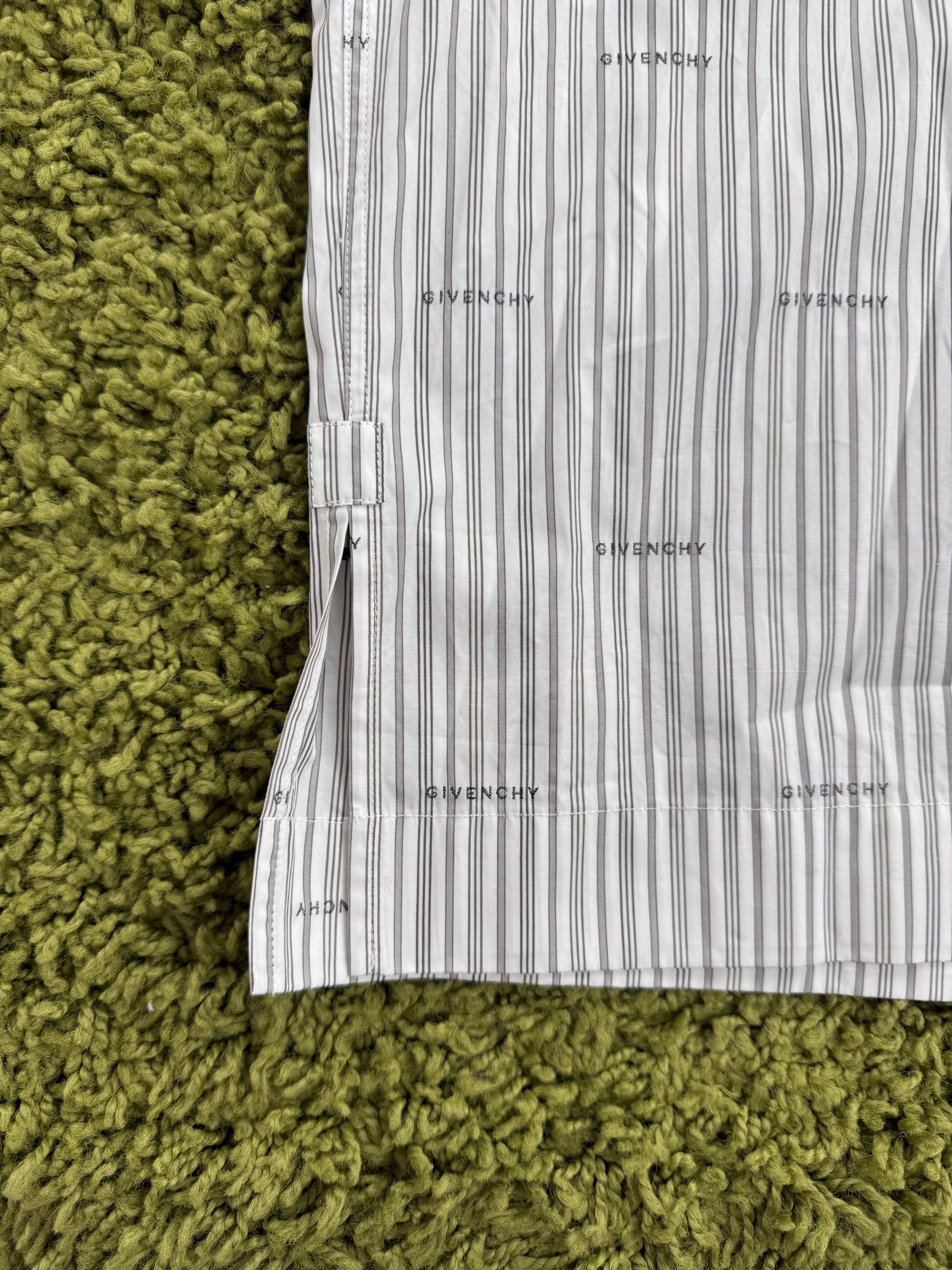 Completo Givenchy Camicia S Pantaloncino L