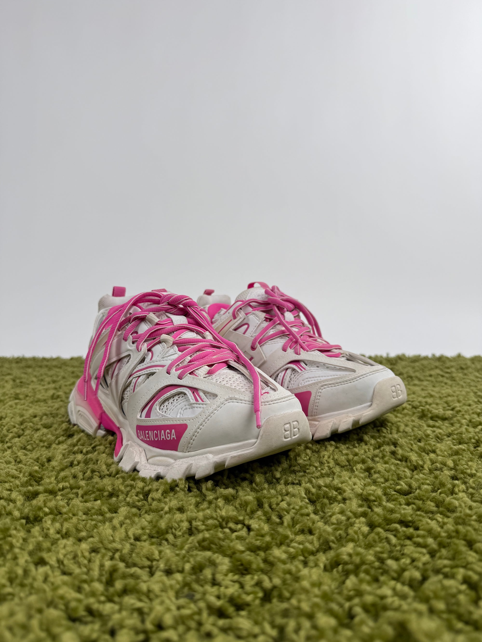 Balenciaga Track 37