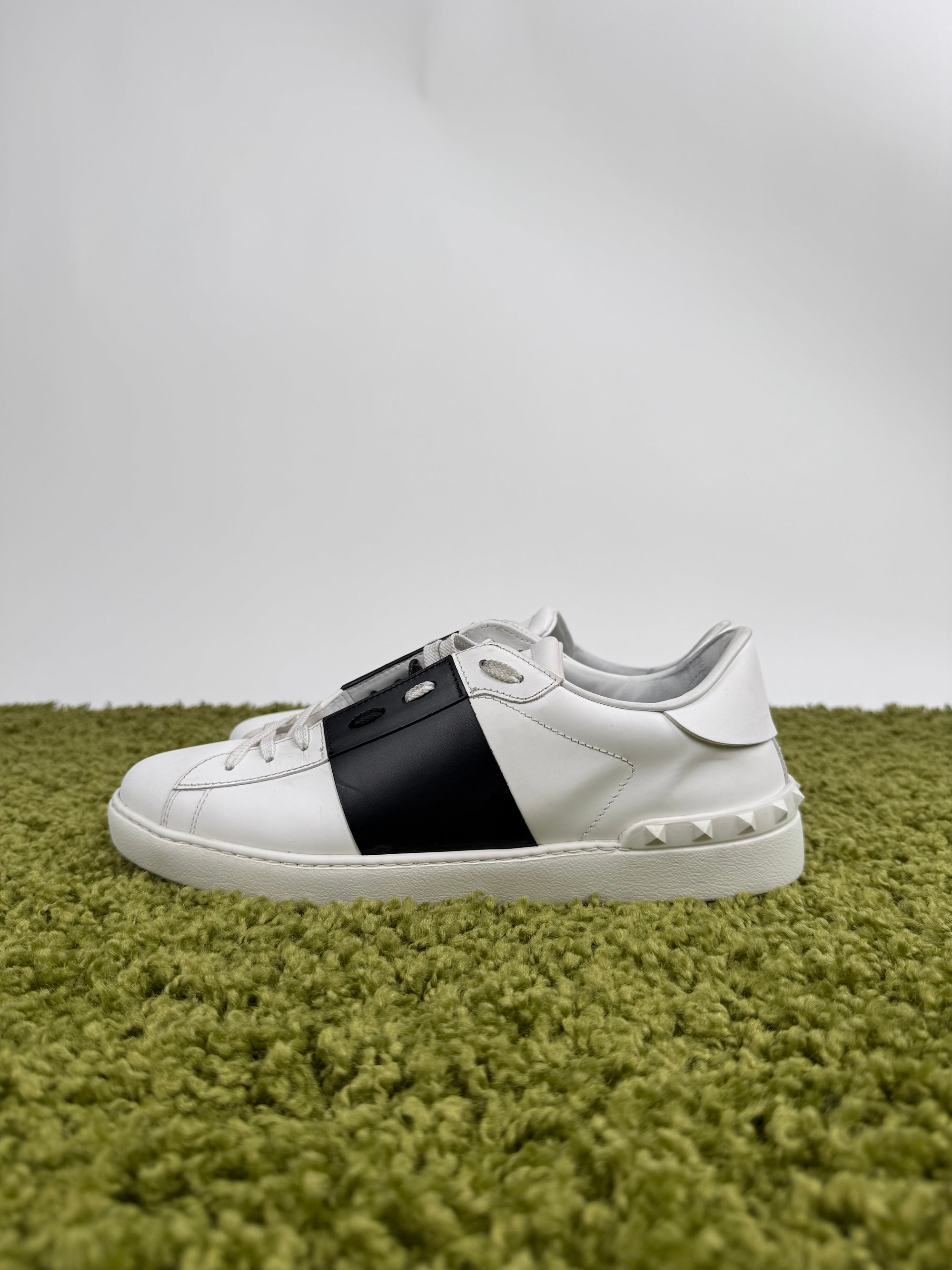 Valentino Garavani Low Sneaker 44