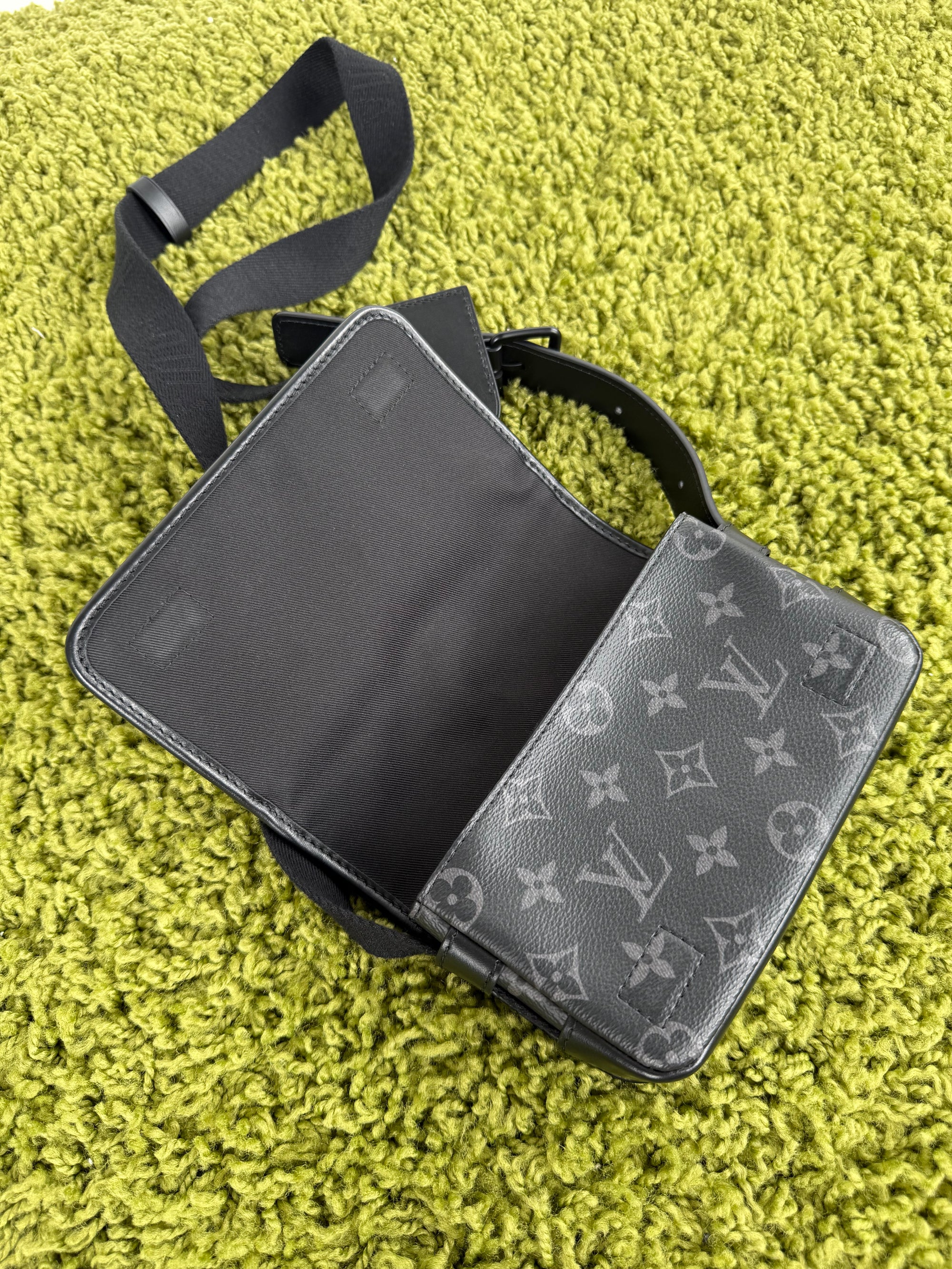 Portafoglio Indossabile Louis Vuitton Nero