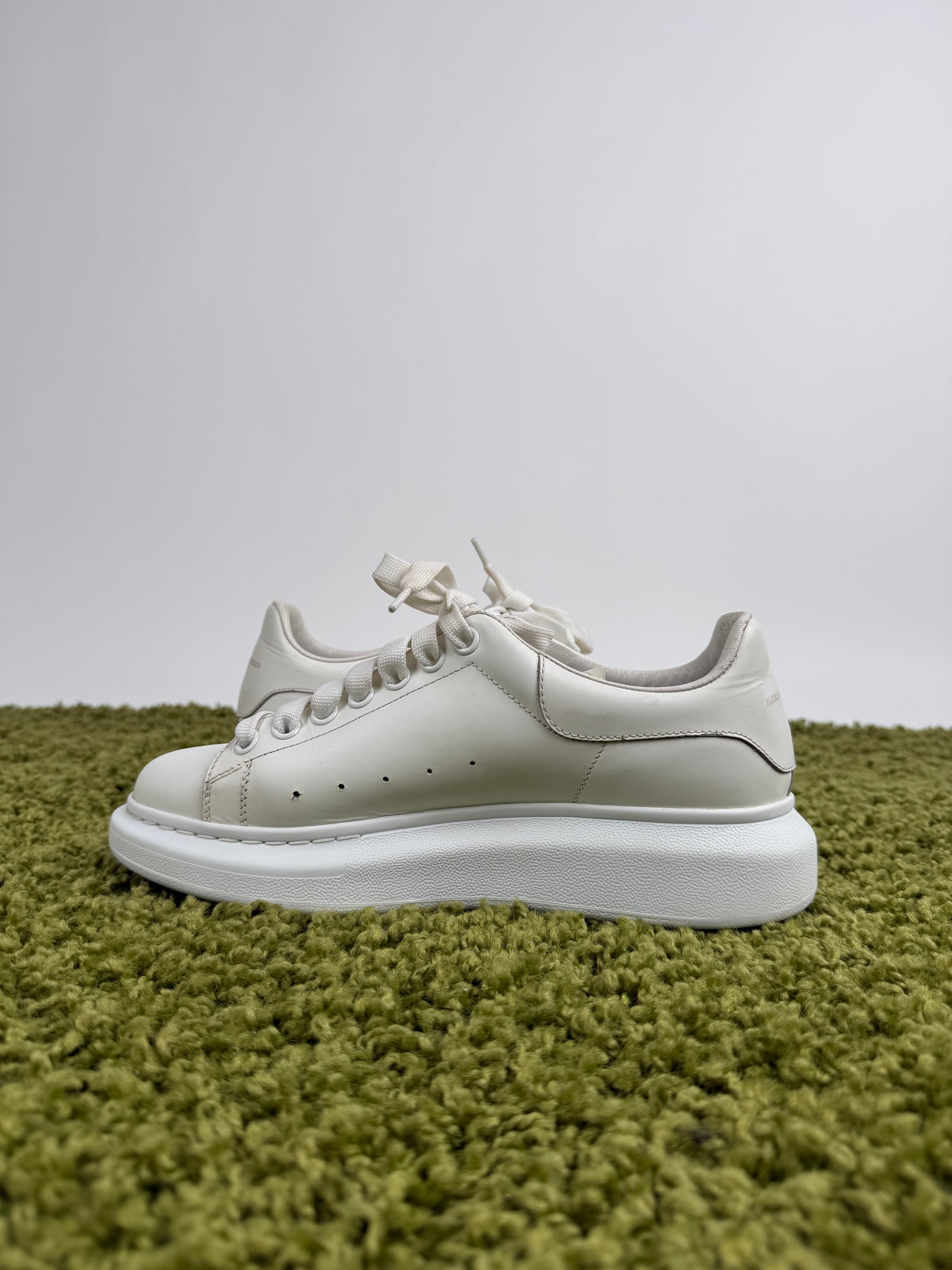 Alexander Mcqueen Sneaker Bianca