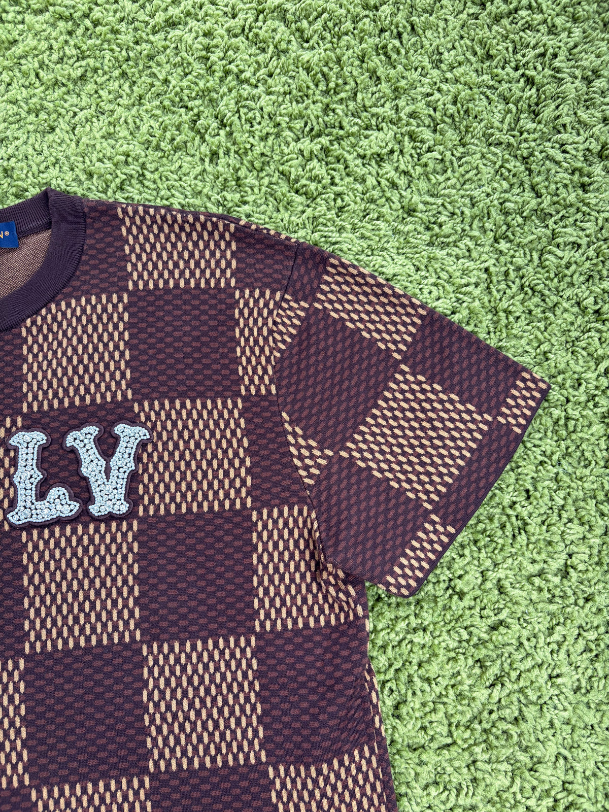 T-Shirt Louis Vuitton con motivi damier Marrone M