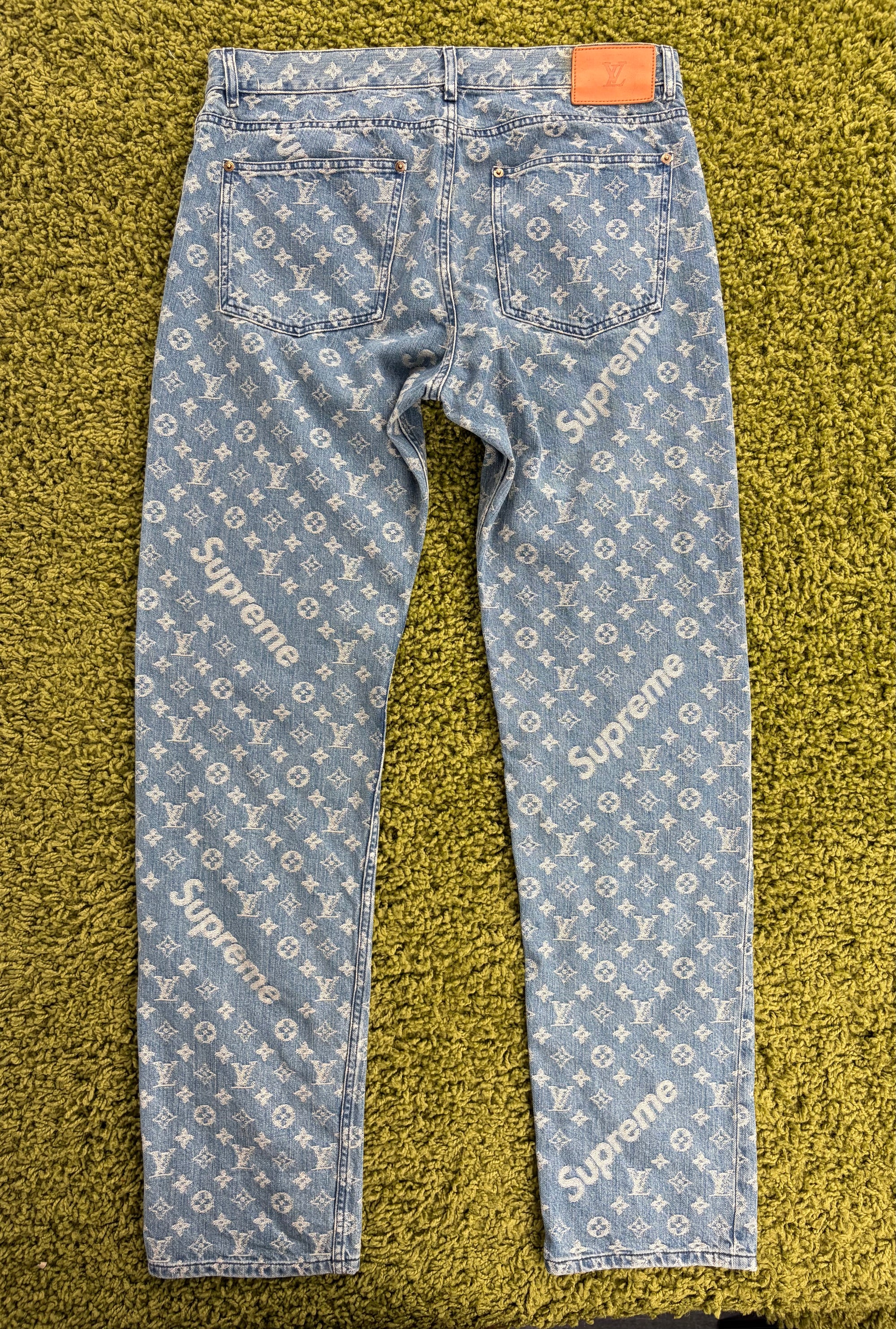Completo Louis Vuitton X Supreme Size 50/34 blu e bianco
