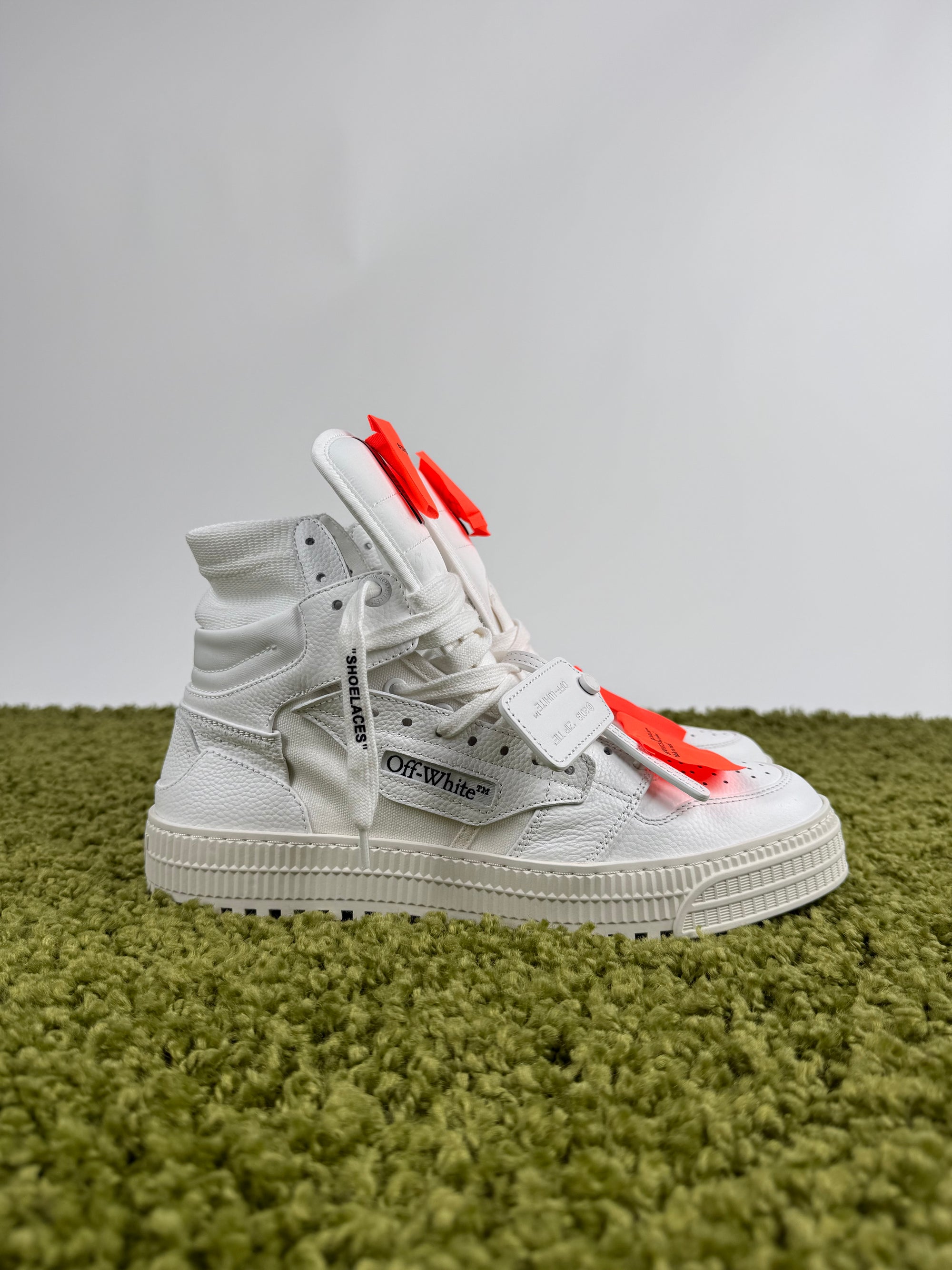 Off White Sneaker 43