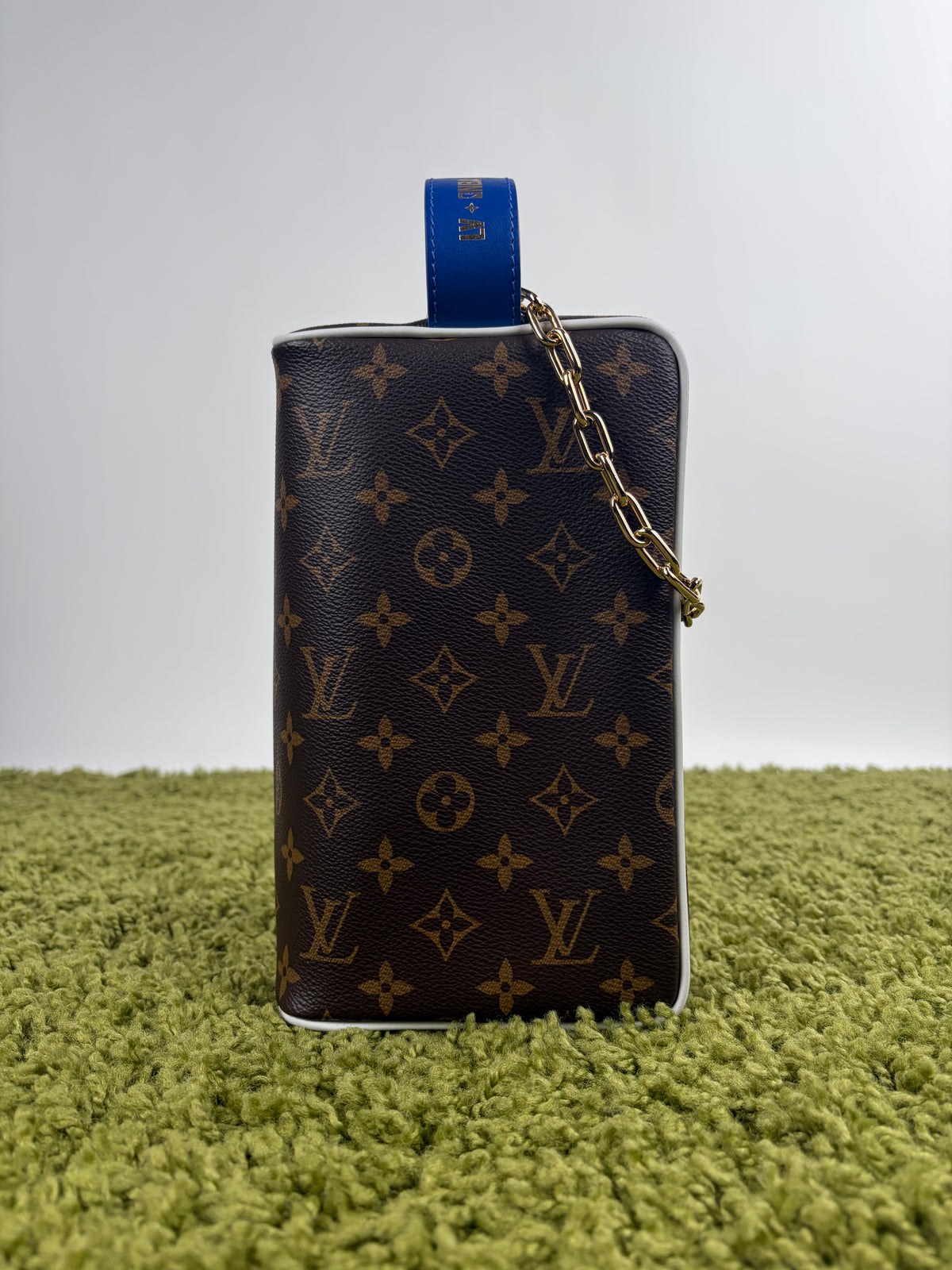 Beauty Case Louis Vuitton X NBA Marrone