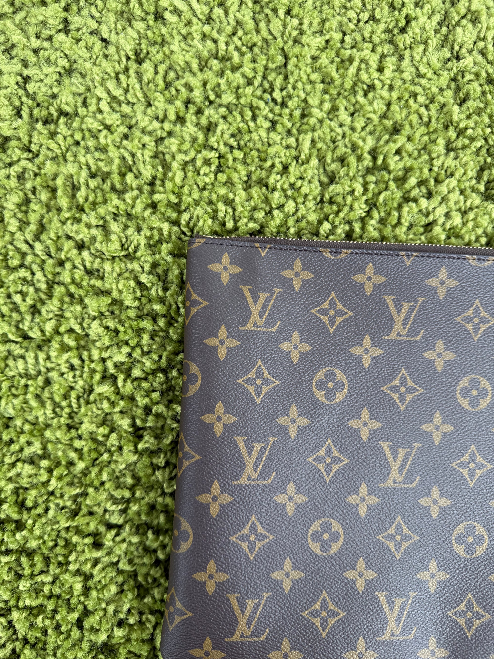 Pochette Louis Vuitton in tela monogram