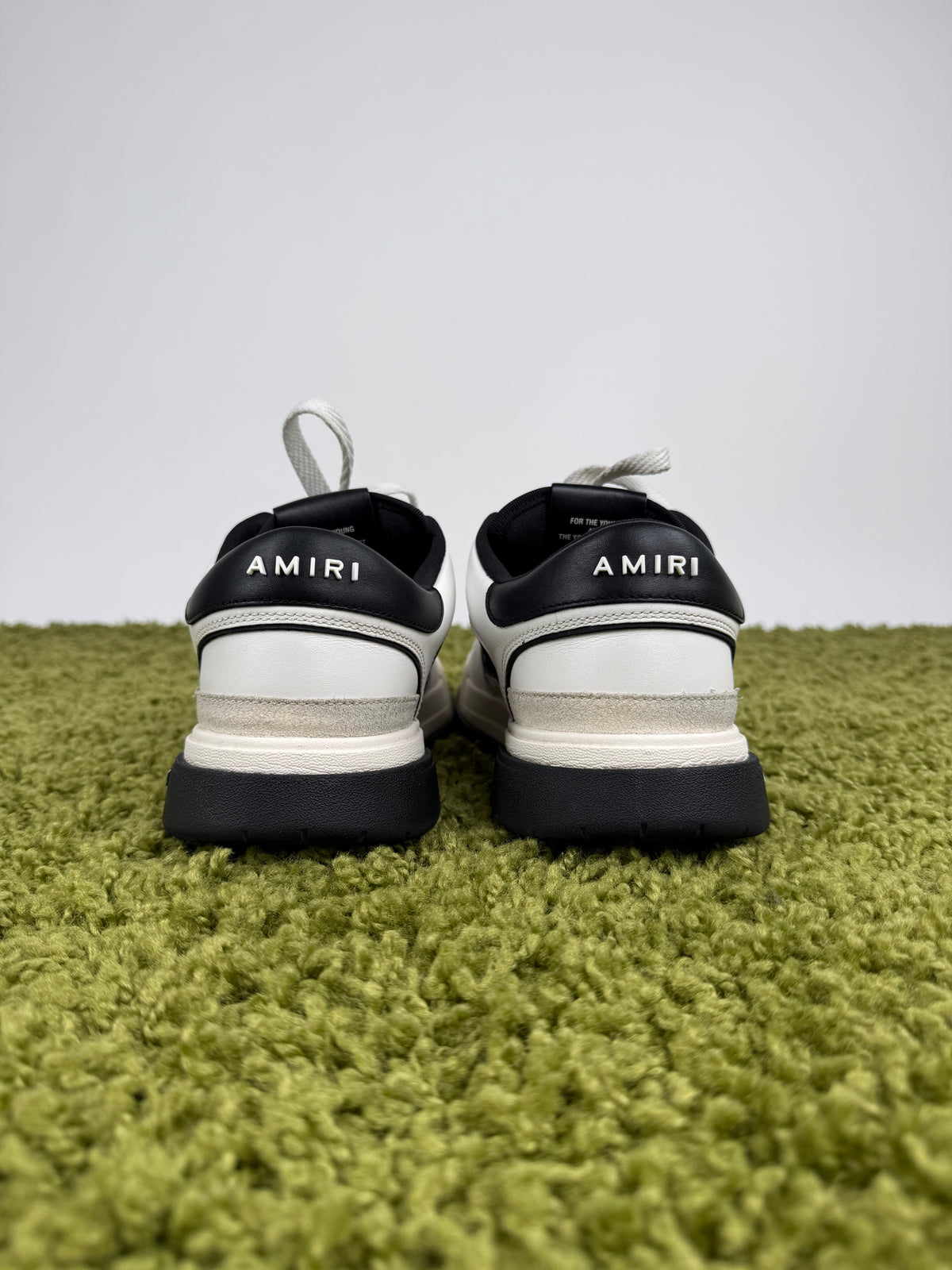 Amiri Classic Low Bianca 43