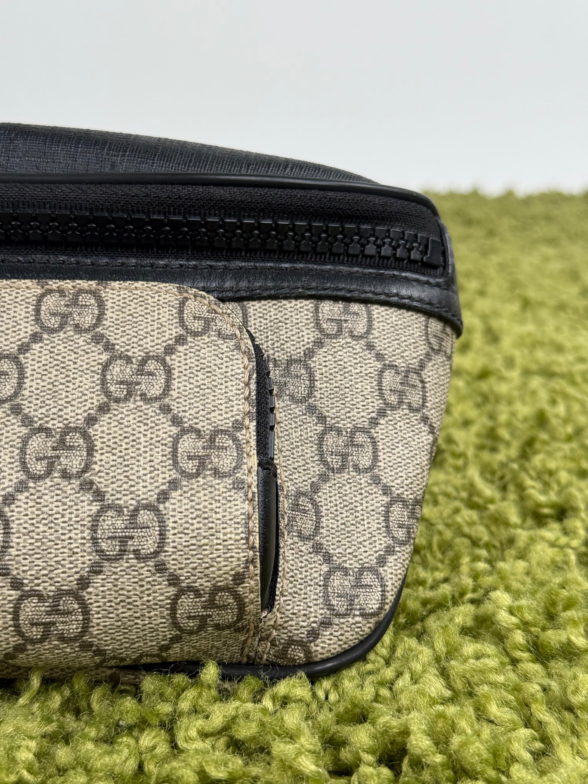 Marsupio Gucci Monogram In tela Beige