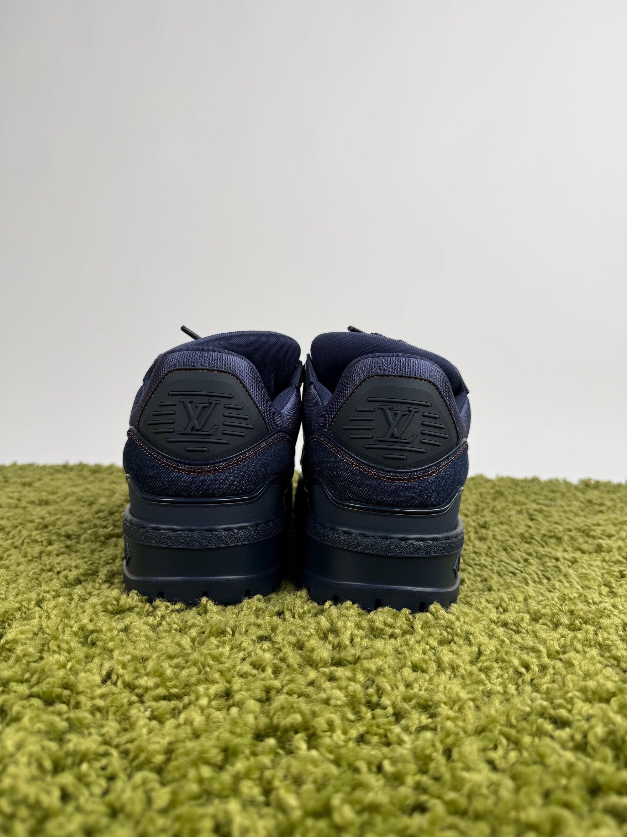 Louis Vuitton Skate Maxi in Denim Blu 9