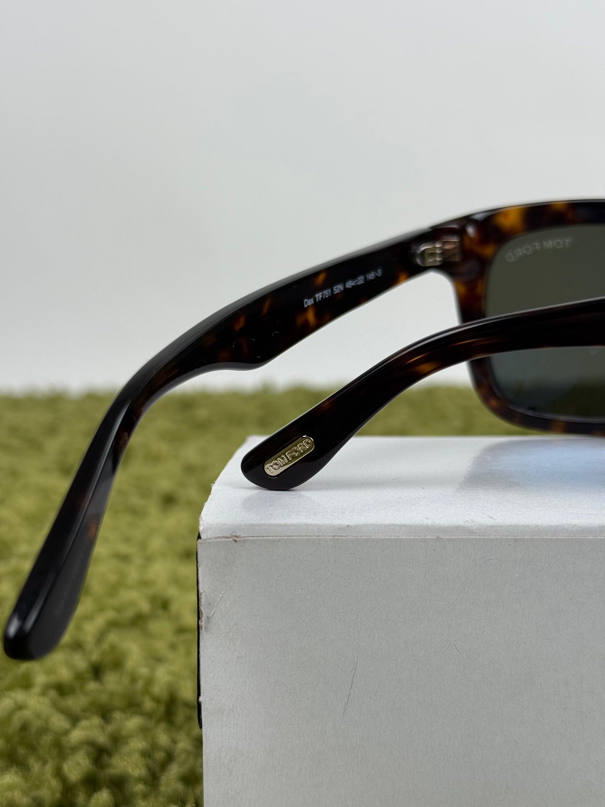 Occhiali Tomford