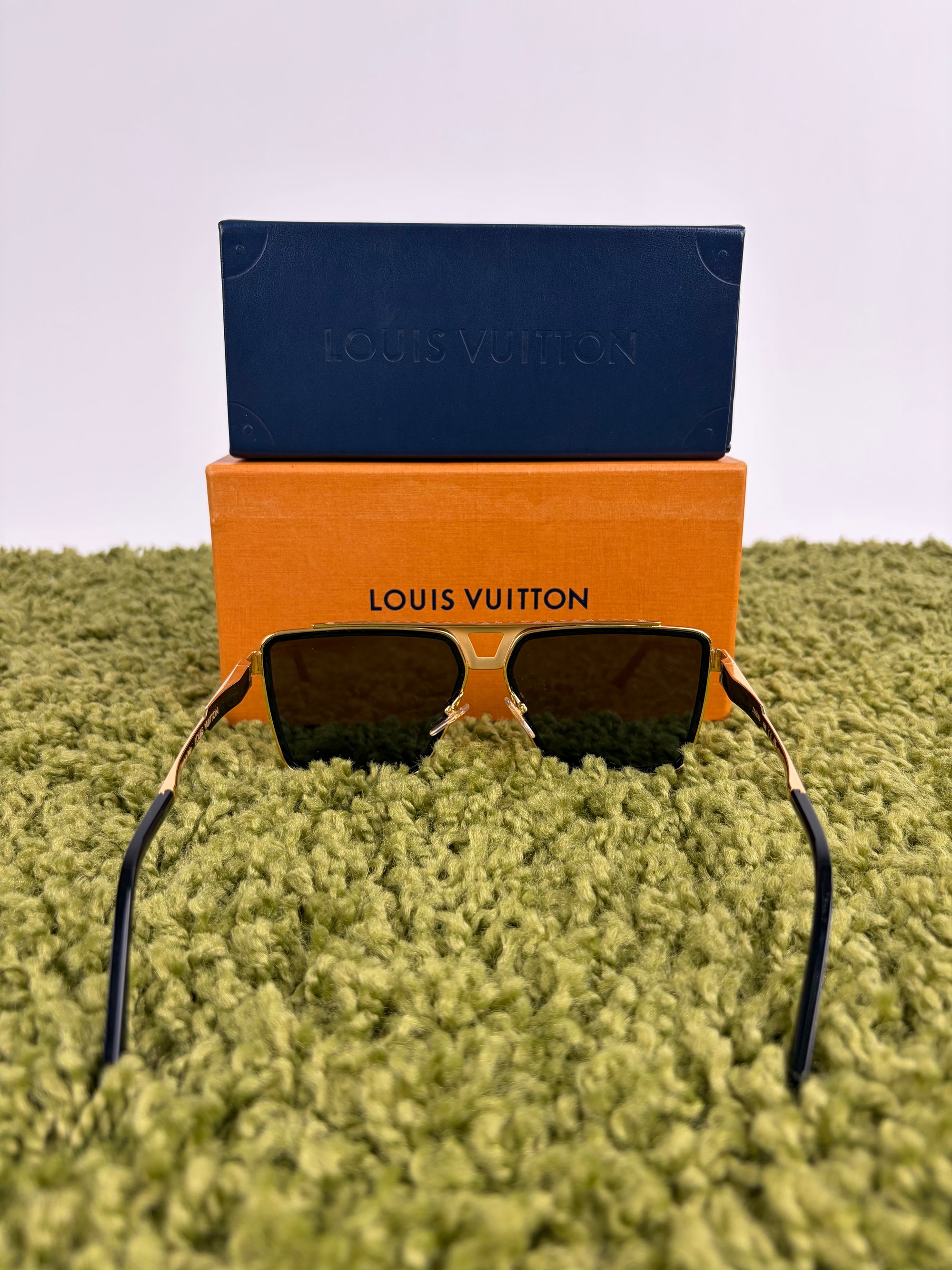 Occhiali Louis Vuitton 1.1 evidence Metal Square neri e oro