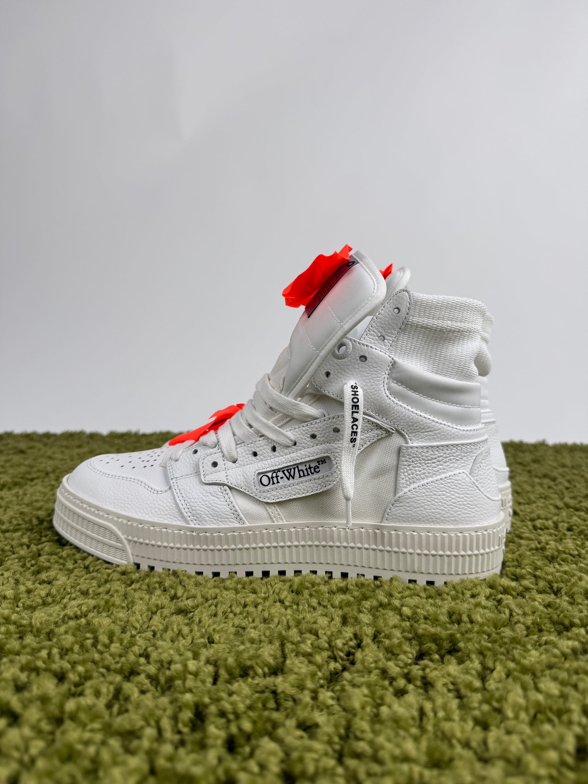 Off White Sneaker 43