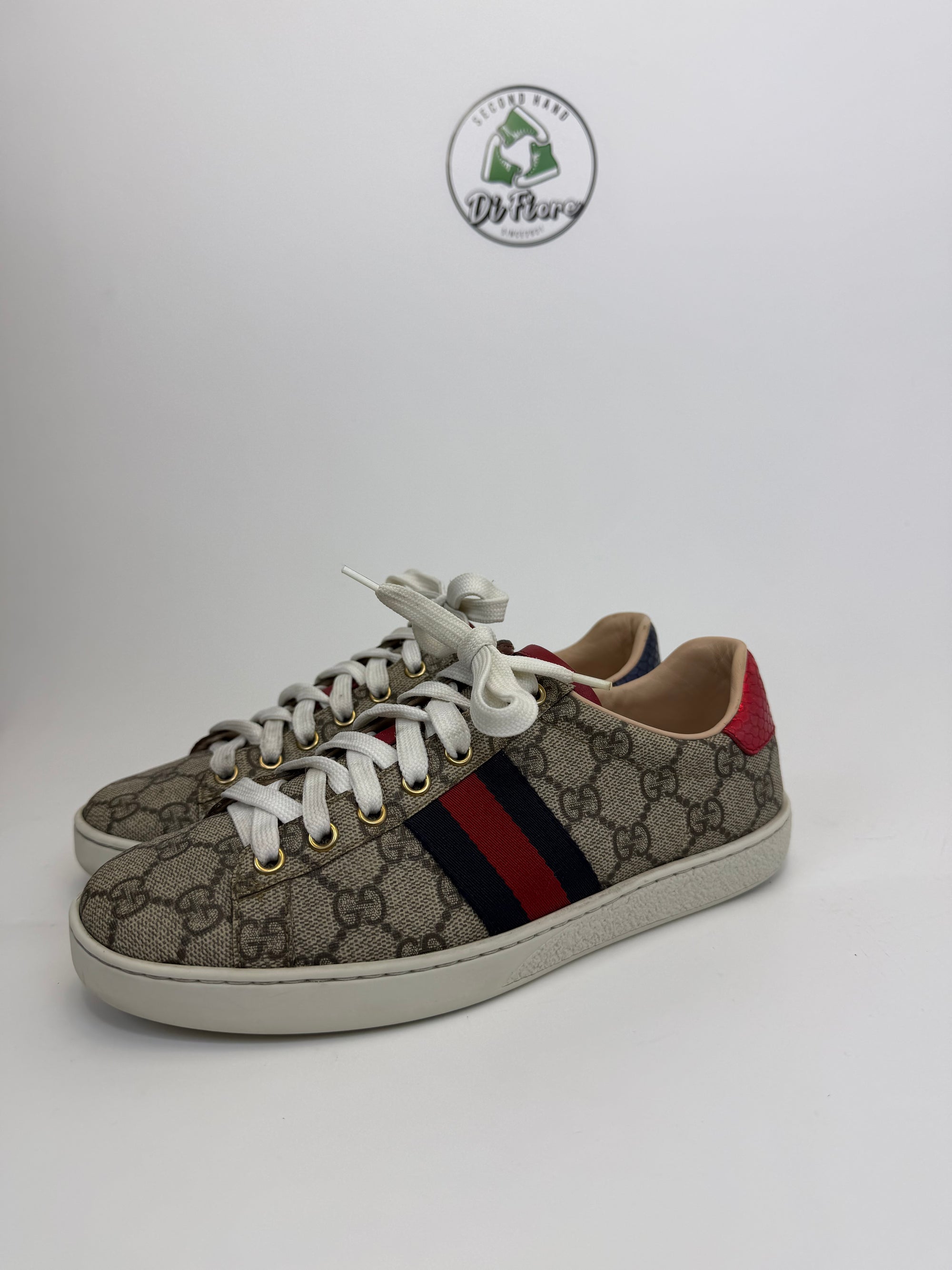 Gucci ace gg supreme