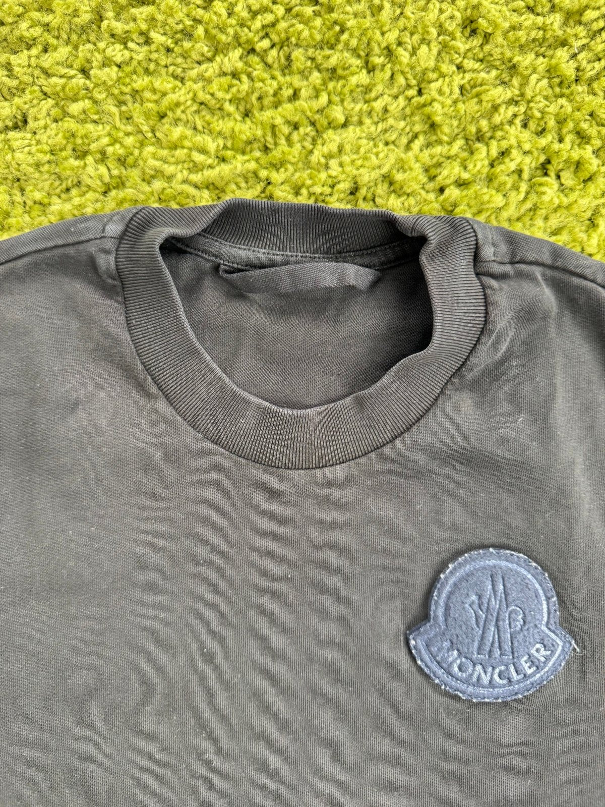 T-shirt Moncler Nera S - Second Hand Di Fiore