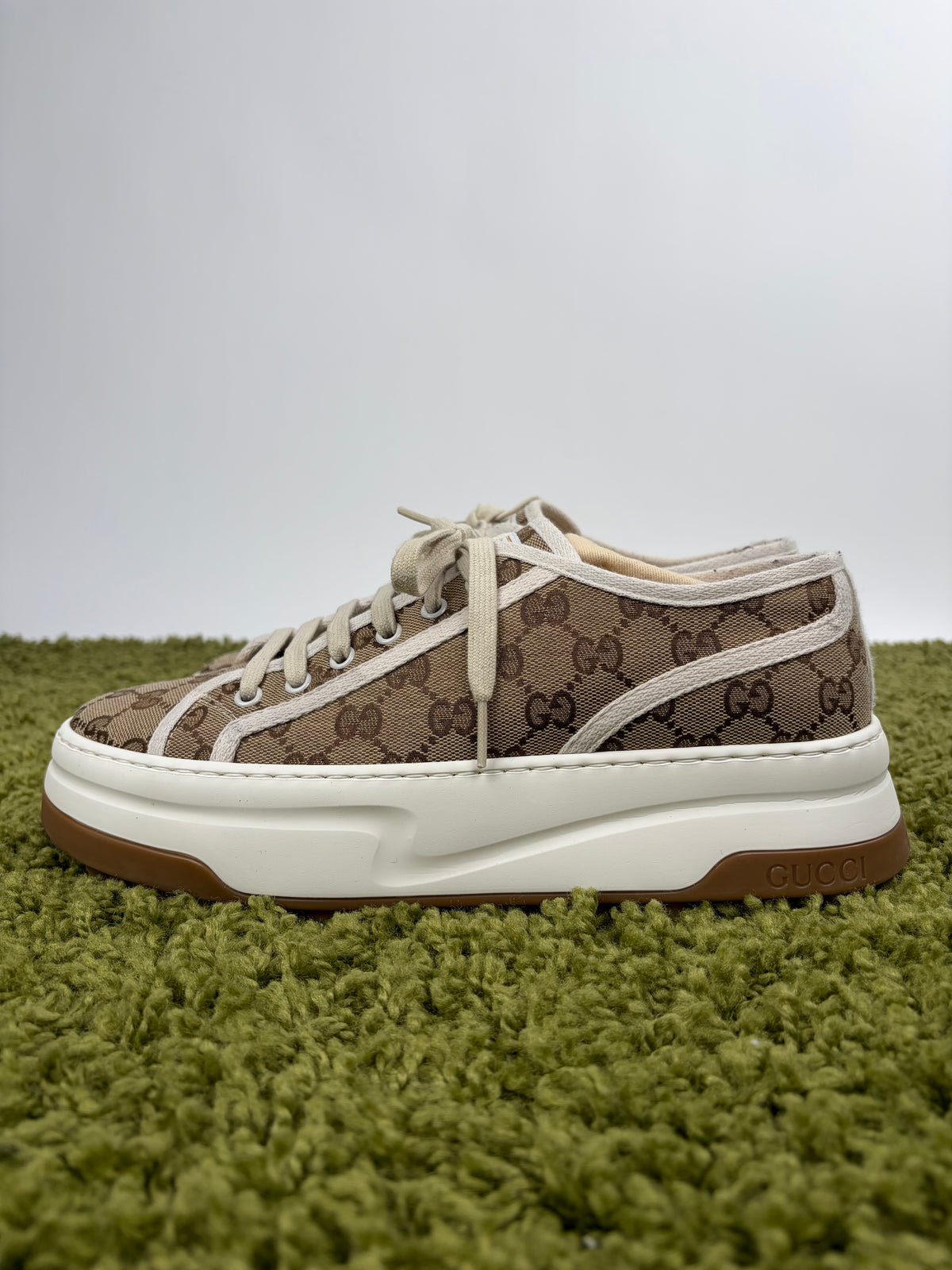 Gucci Tennis Platform Beige 8+