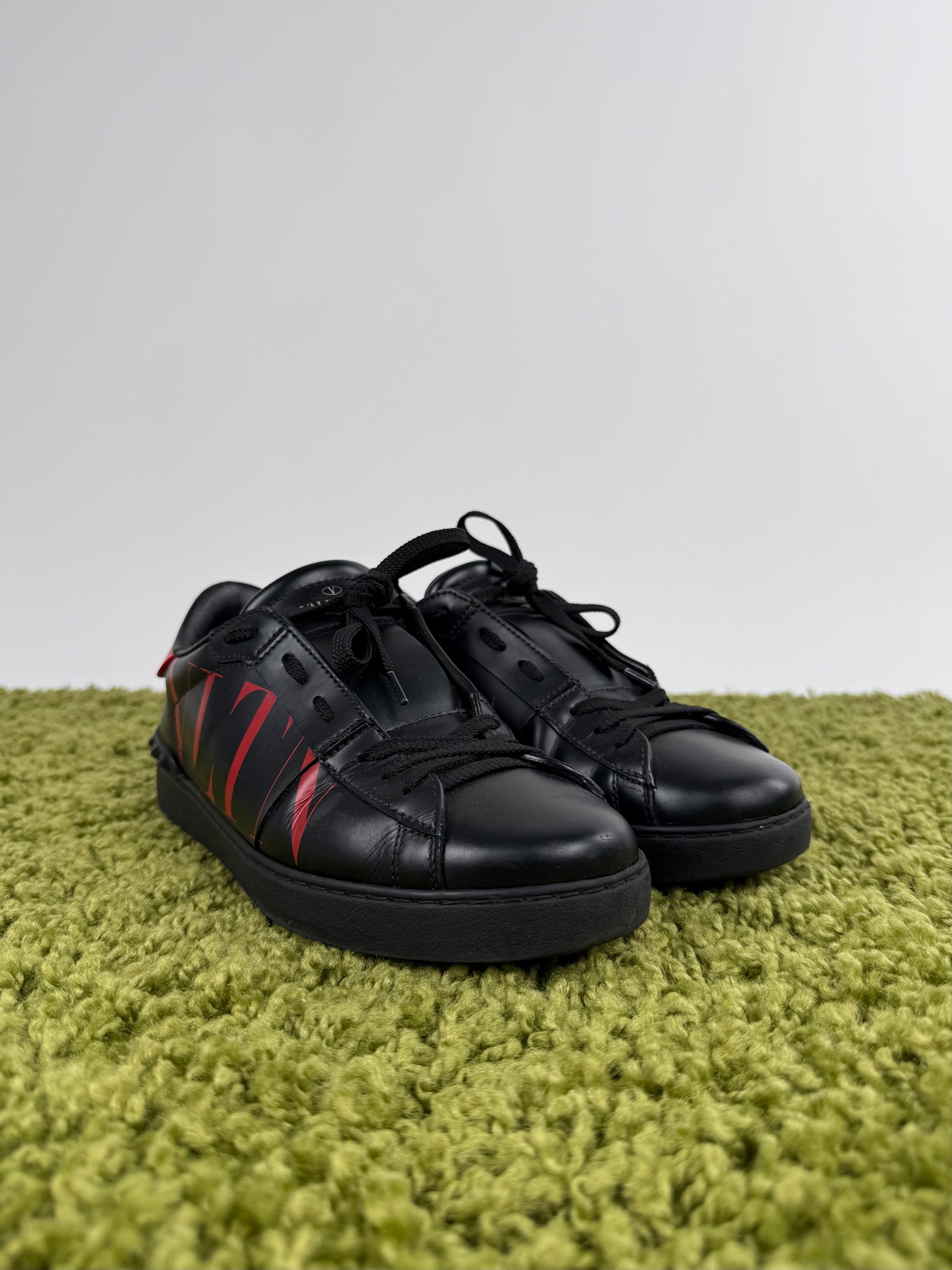 Valentino Garavani Rockstud Nere 39