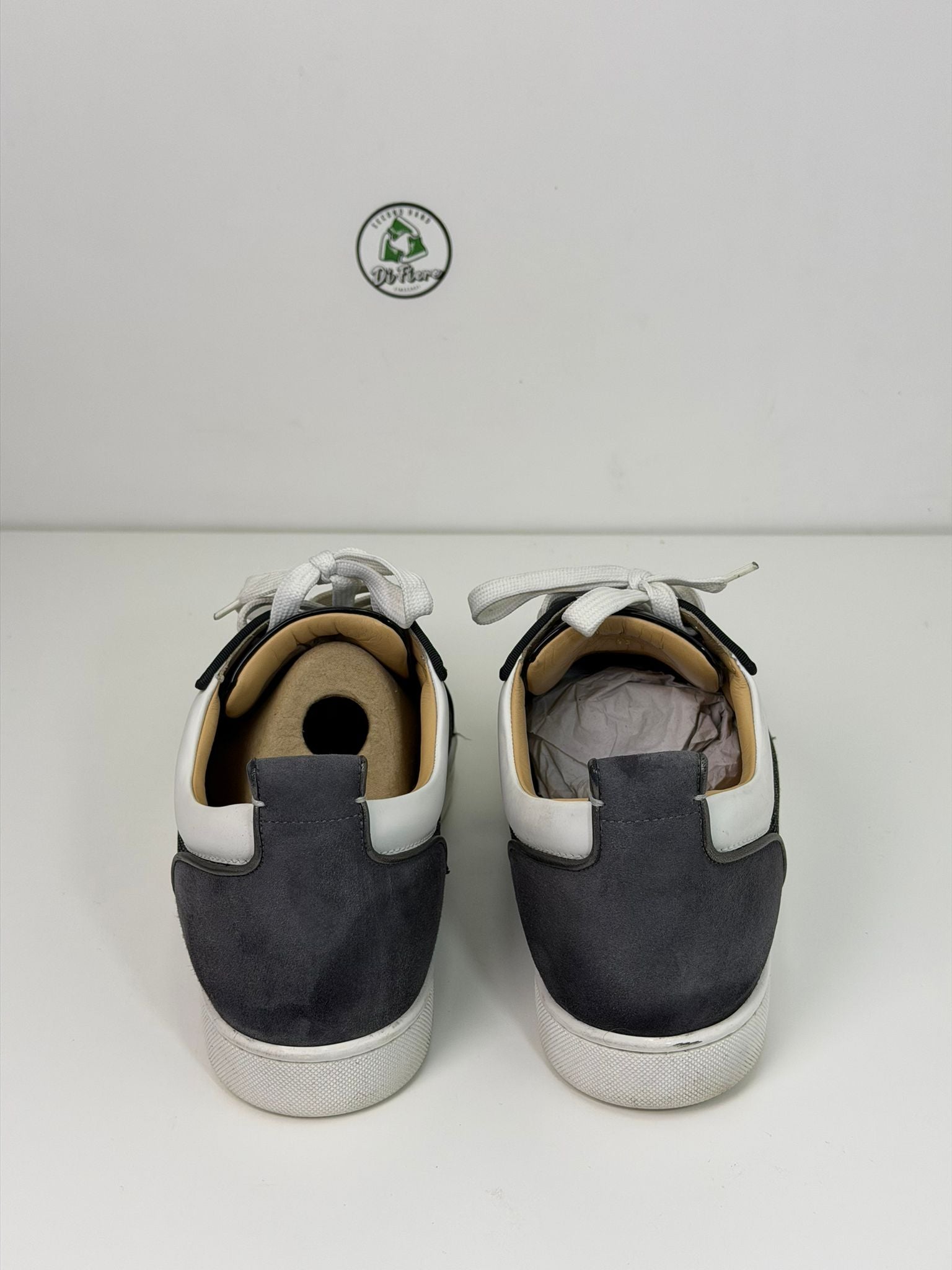 Christian Louboutin 45 basse nere bianche e grigie