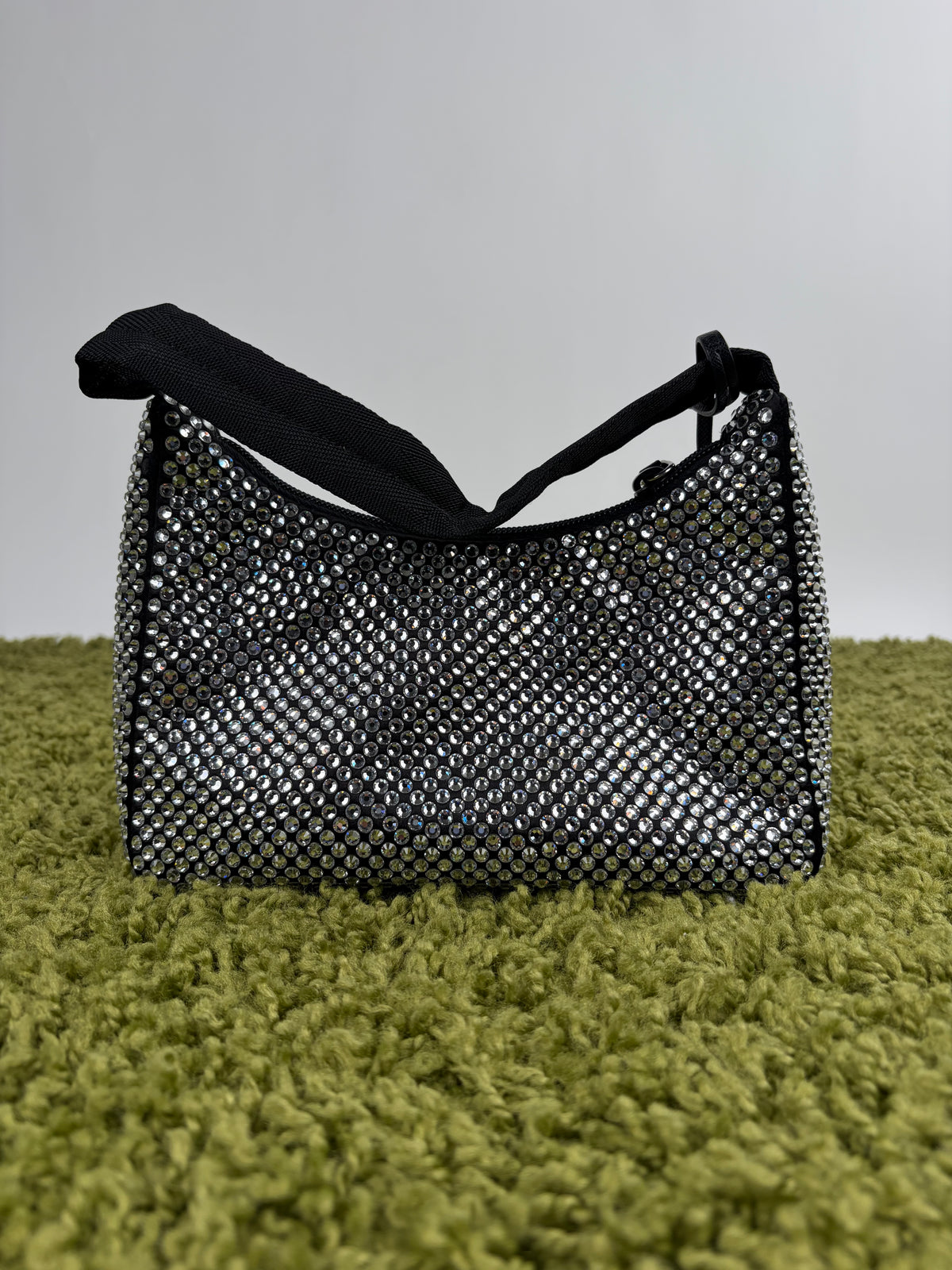 Borsa Prada Re Edition Nera con Cristalli