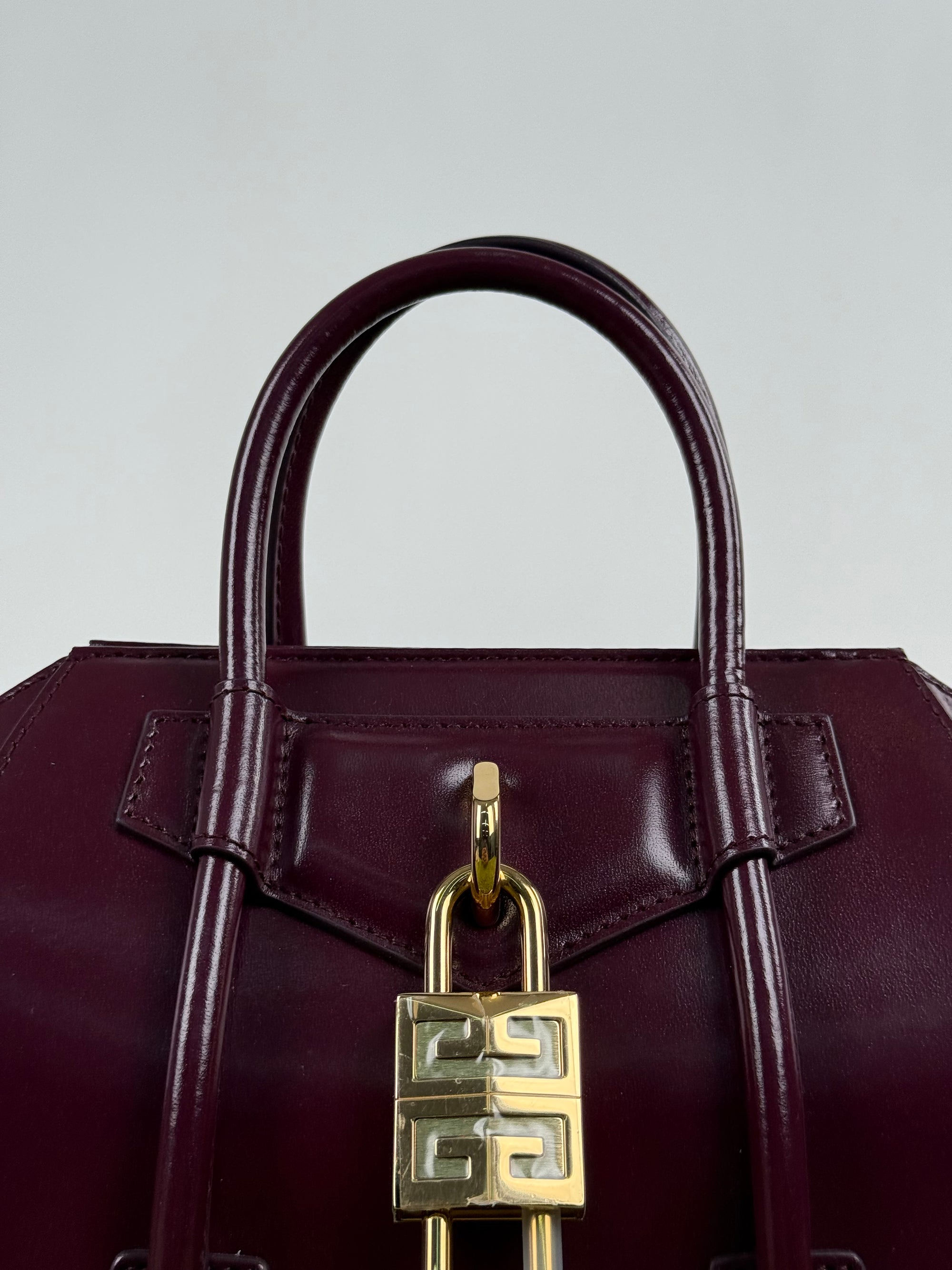 Borsa Mini Antigona Lock Bag Givenchy Bordeaux