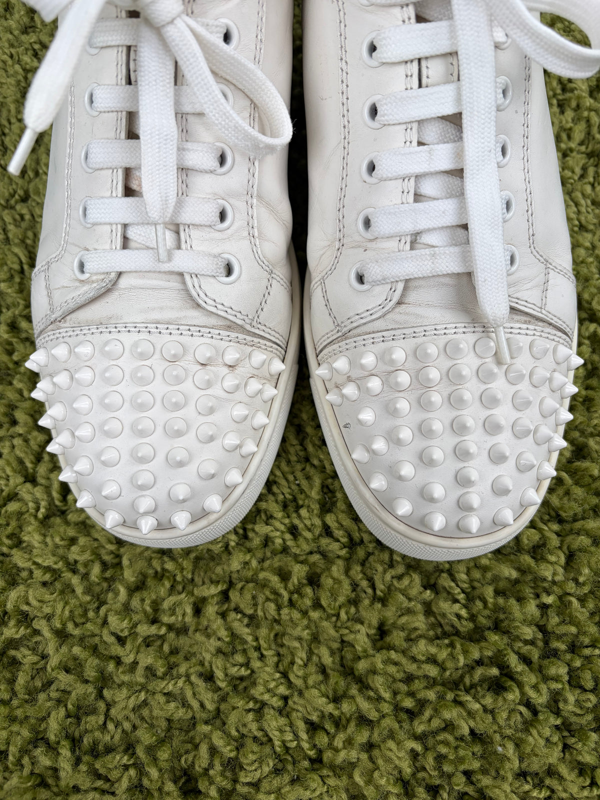 Christian Louboutin Spikes Low Bianca 41