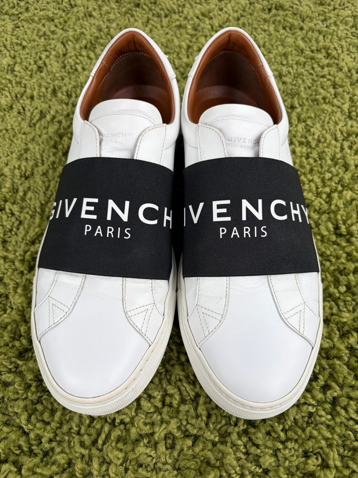 Givenchy Urban Street Bianca 41 - Second Hand Di Fiore