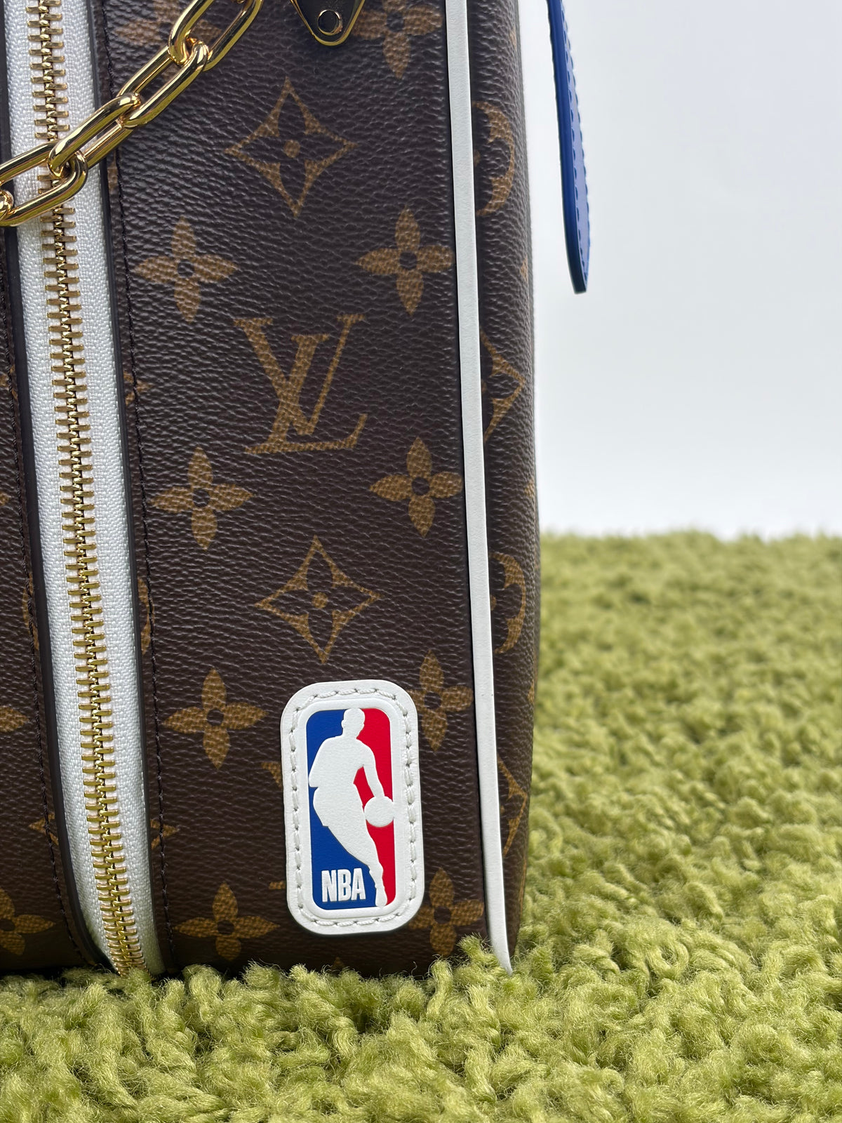 Beauty Case Louis Vuitton X NBA Marrone