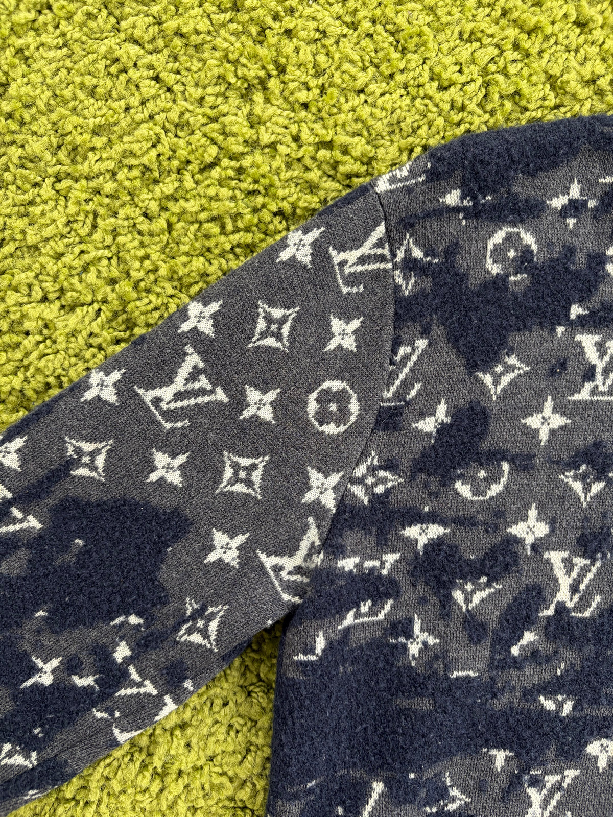 Pullover Louis Vuitton in Lana Blu Navy Monogram S