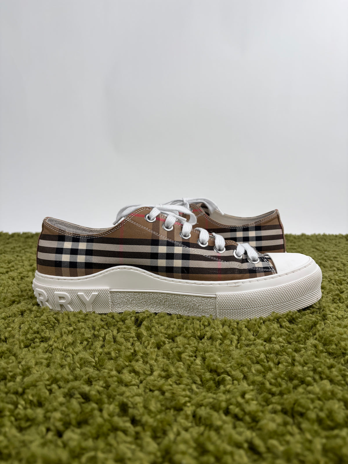 Burberry Check Sneaker Beige 45