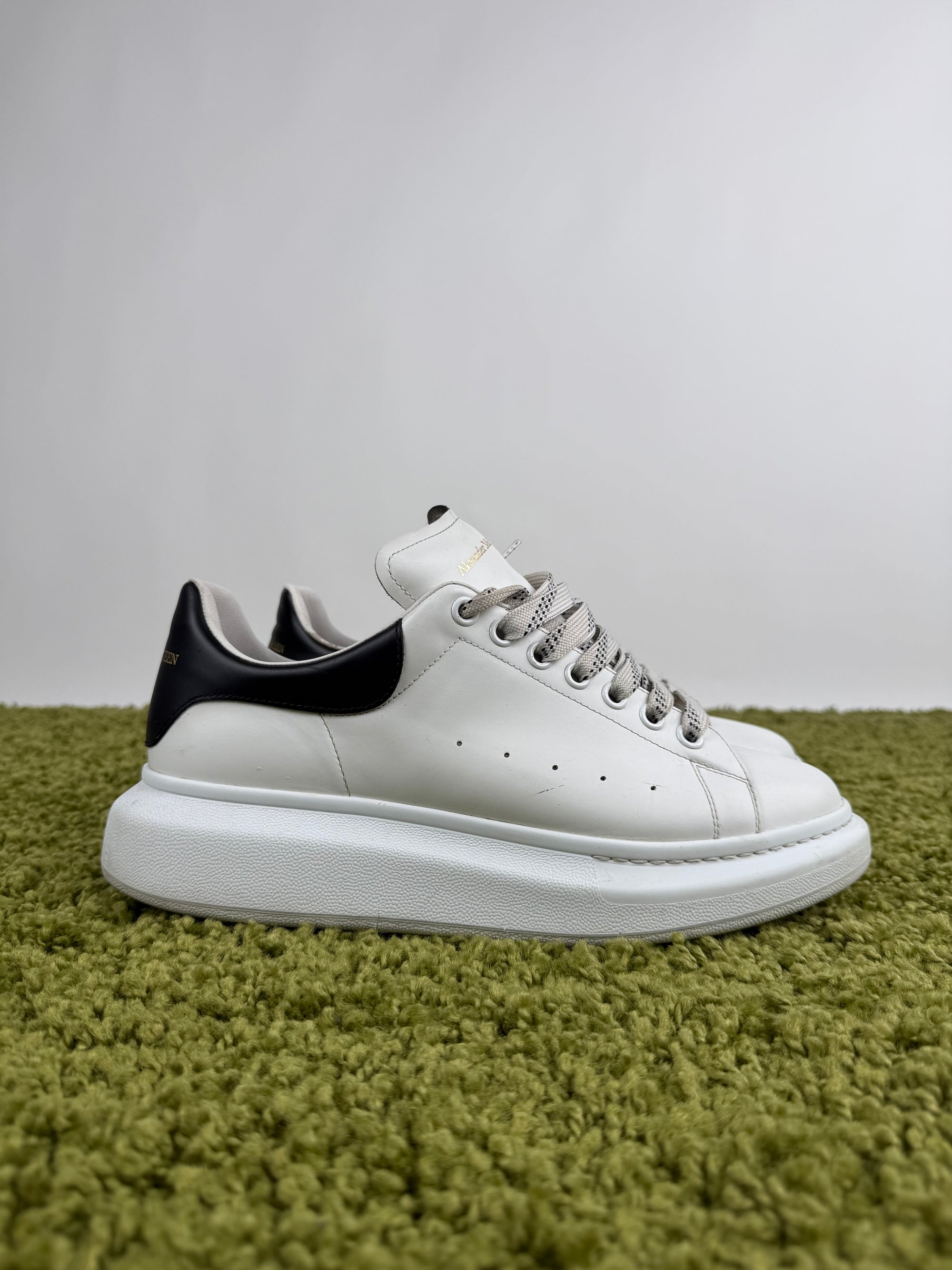 Alexander Mcqueen Sneaker 43