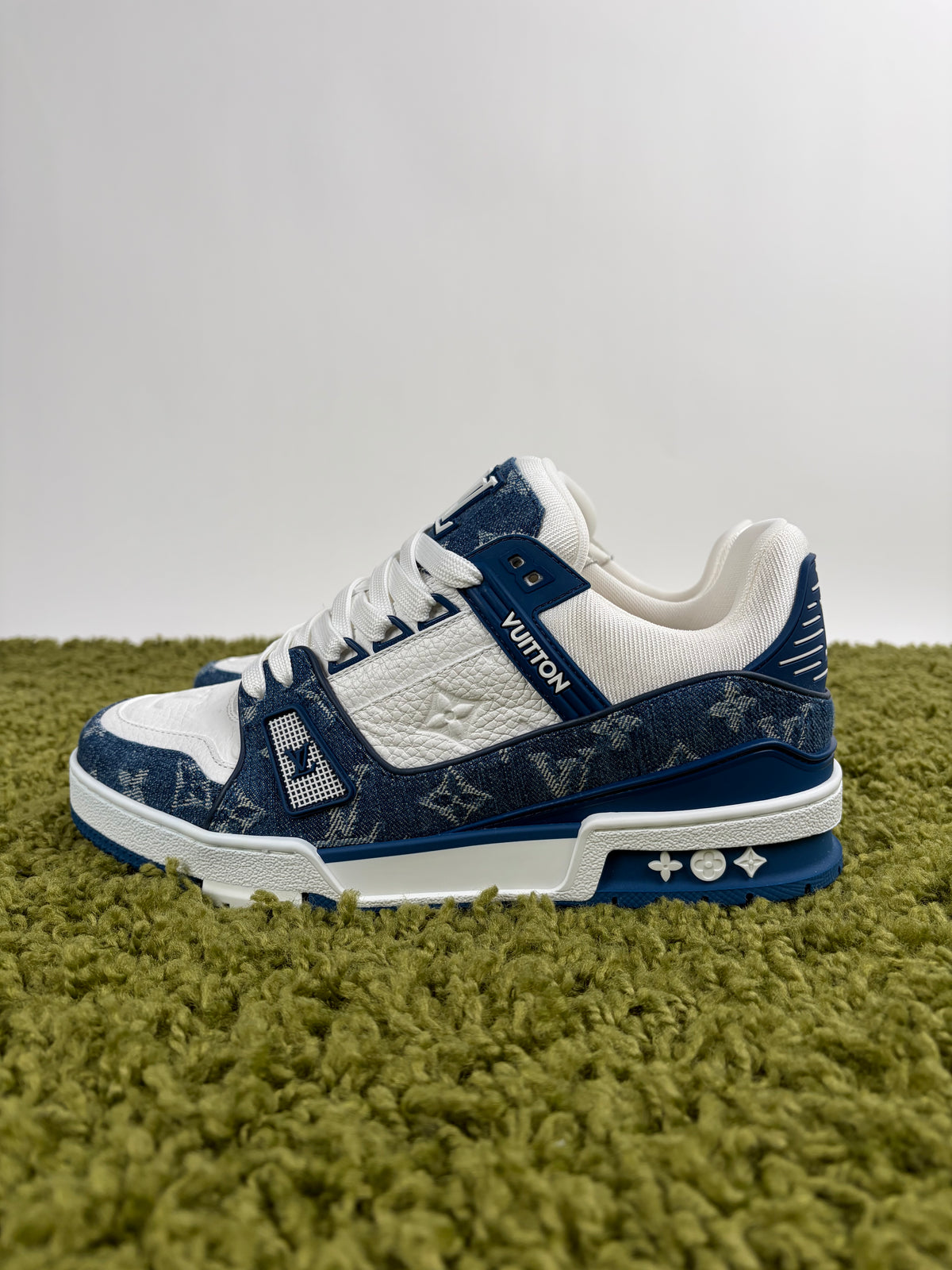 Louis Vuitton Trainer in Denim 6.5