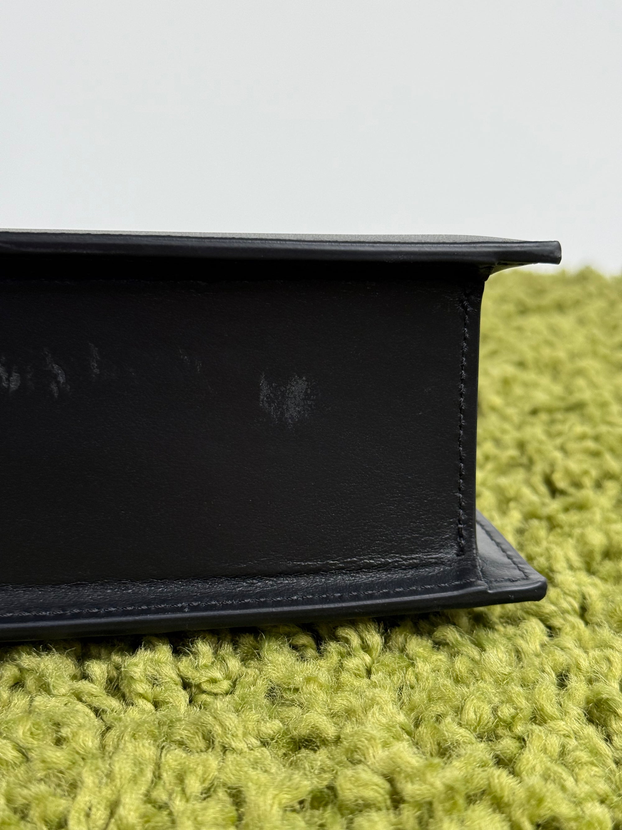 Jacquemus Grande La Bambino Nera