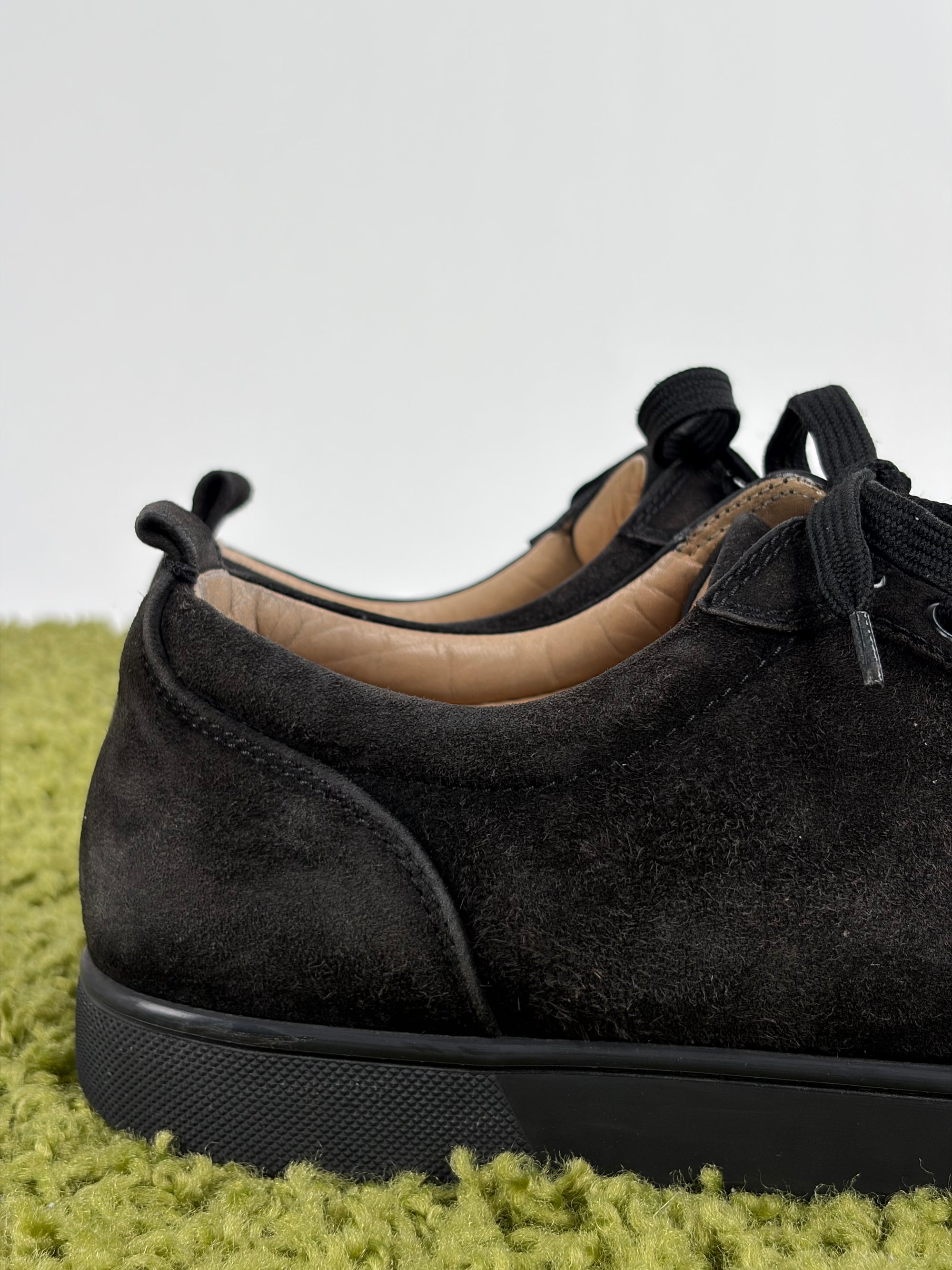 Louboutin basse Size 43 nere