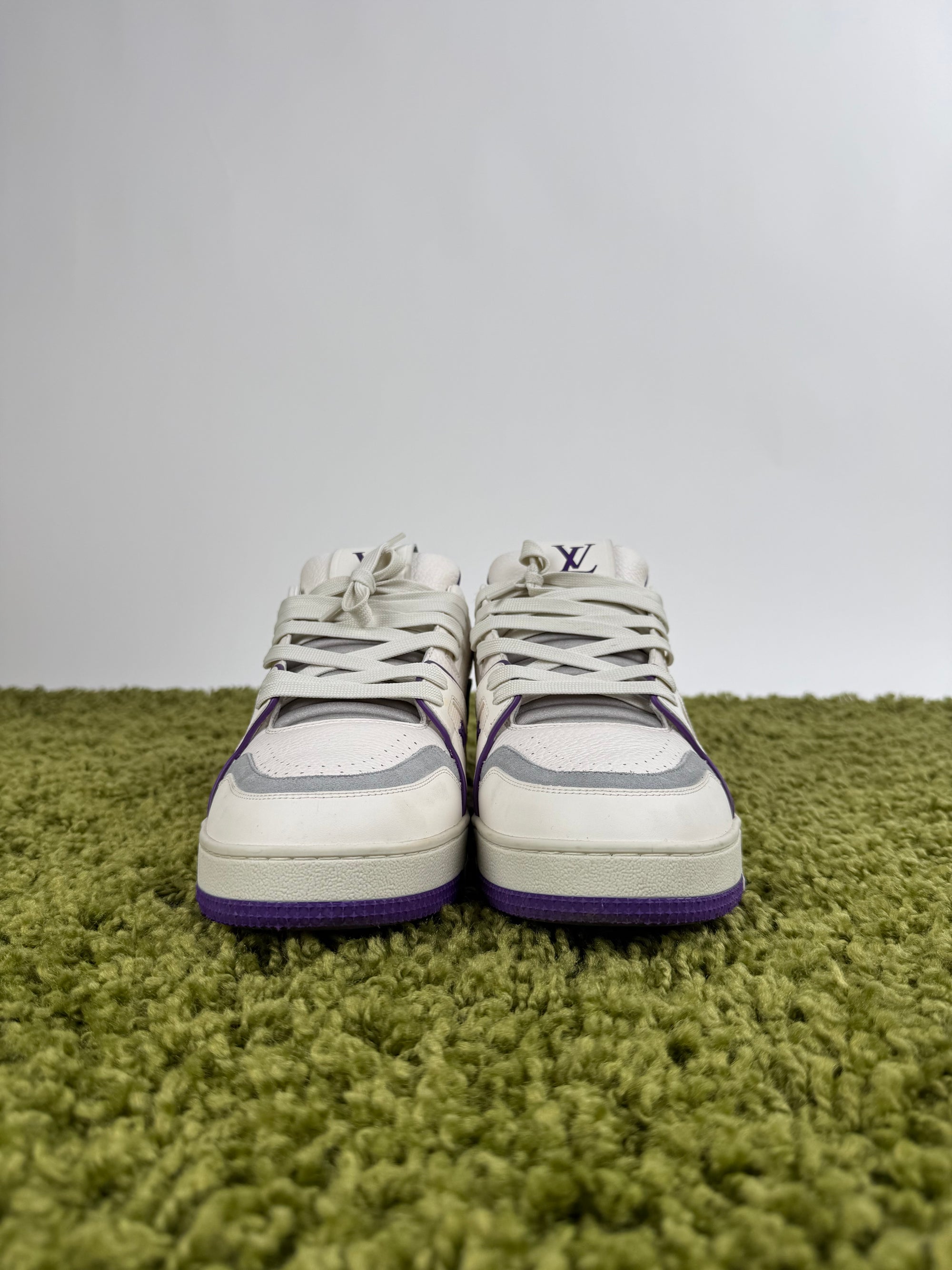 Louis Vuitton Trainer viola 8.5