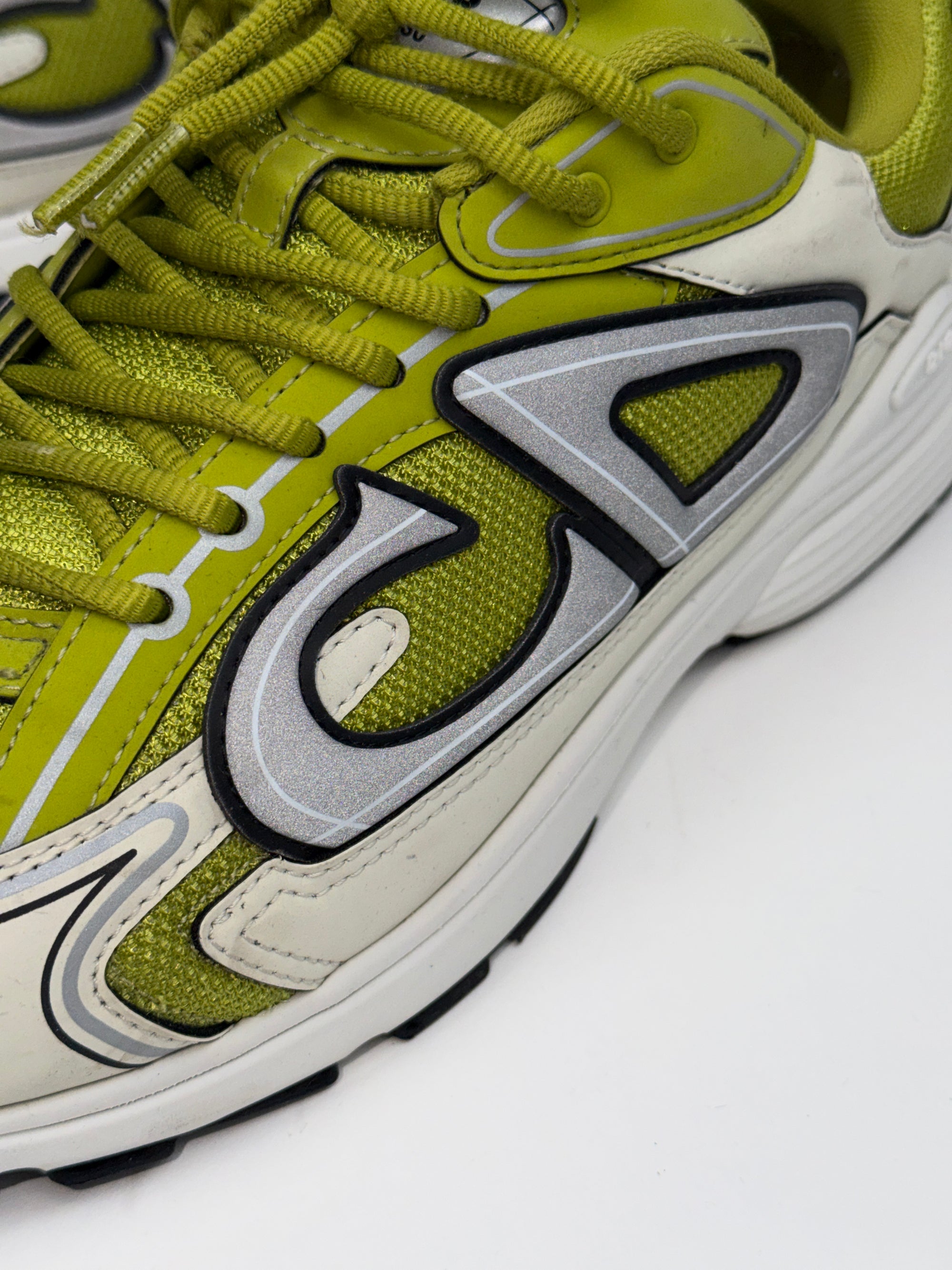 Dior b30