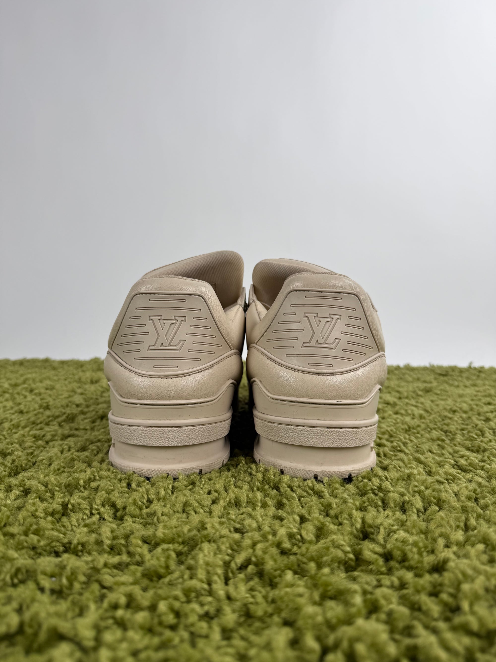Louis Vuitton Trainer Puffer Beige 11