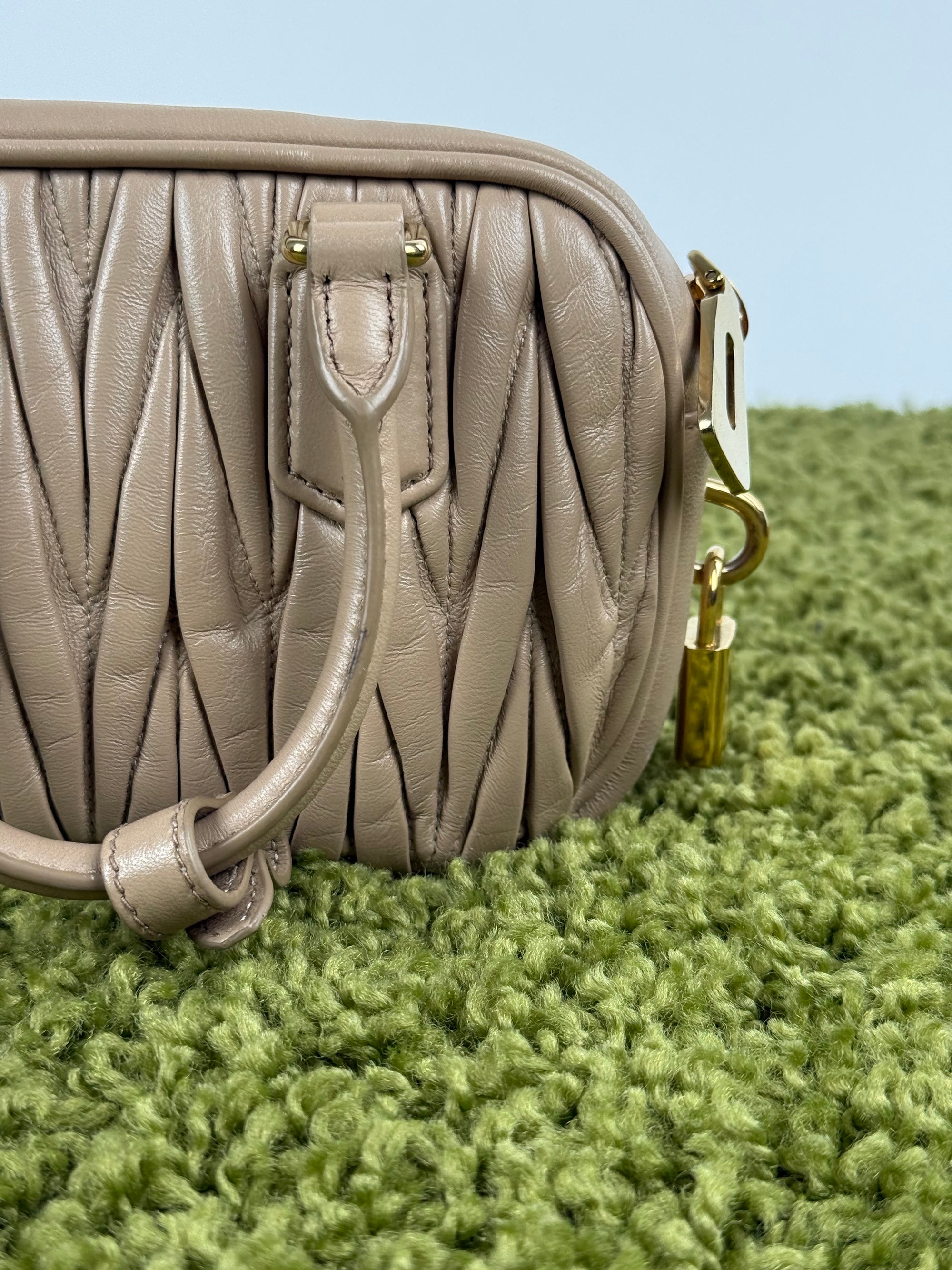 Borsa Arcadie Nappa Miu Miu Beige