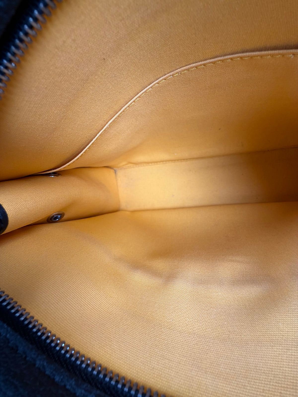 Pochette Goyard Jouvence MM in tela Goyardine Nera