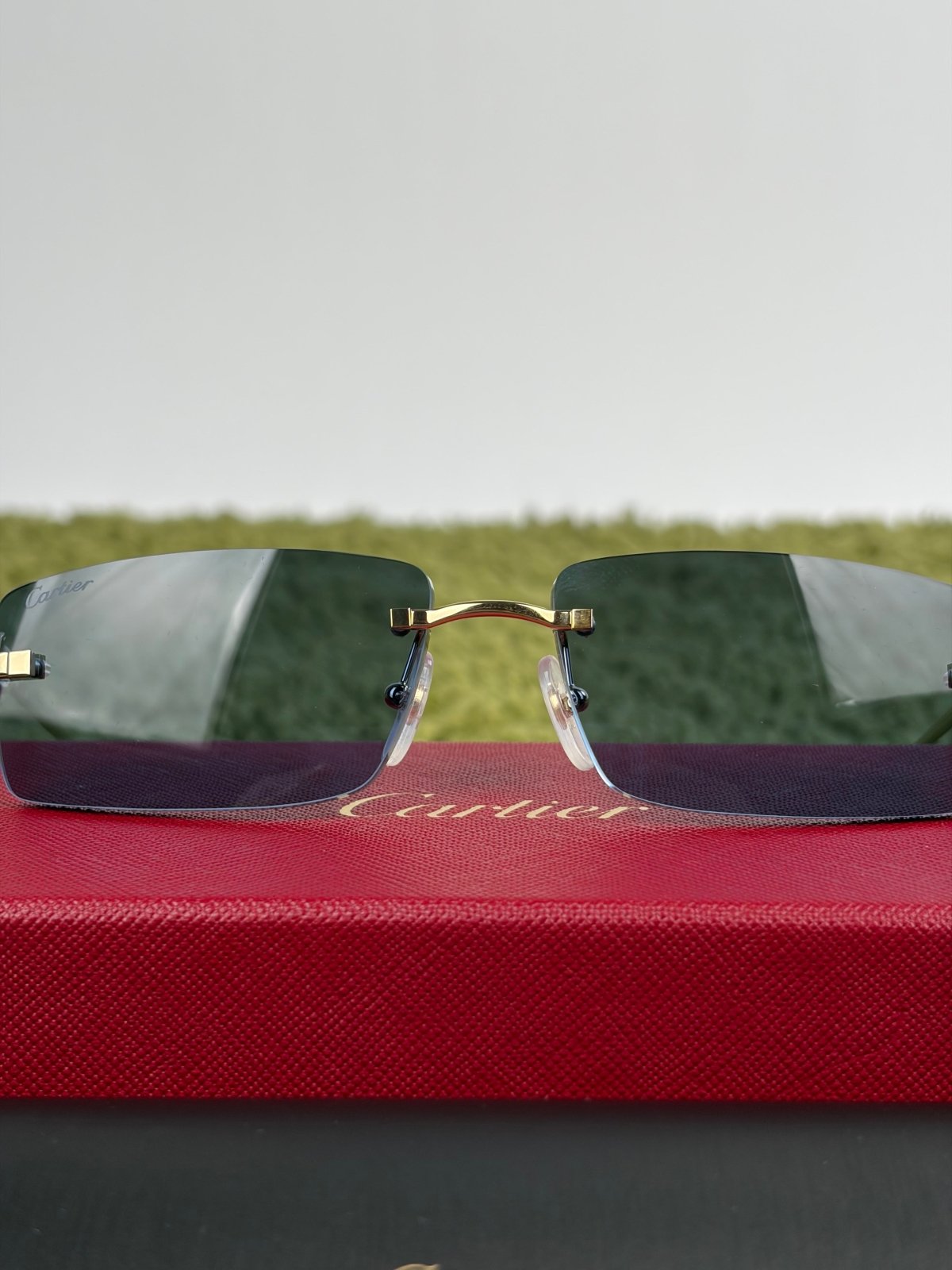 Occhiali da sole Cartier Pantère Oro con Lenti blu - Second Hand Di Fiore