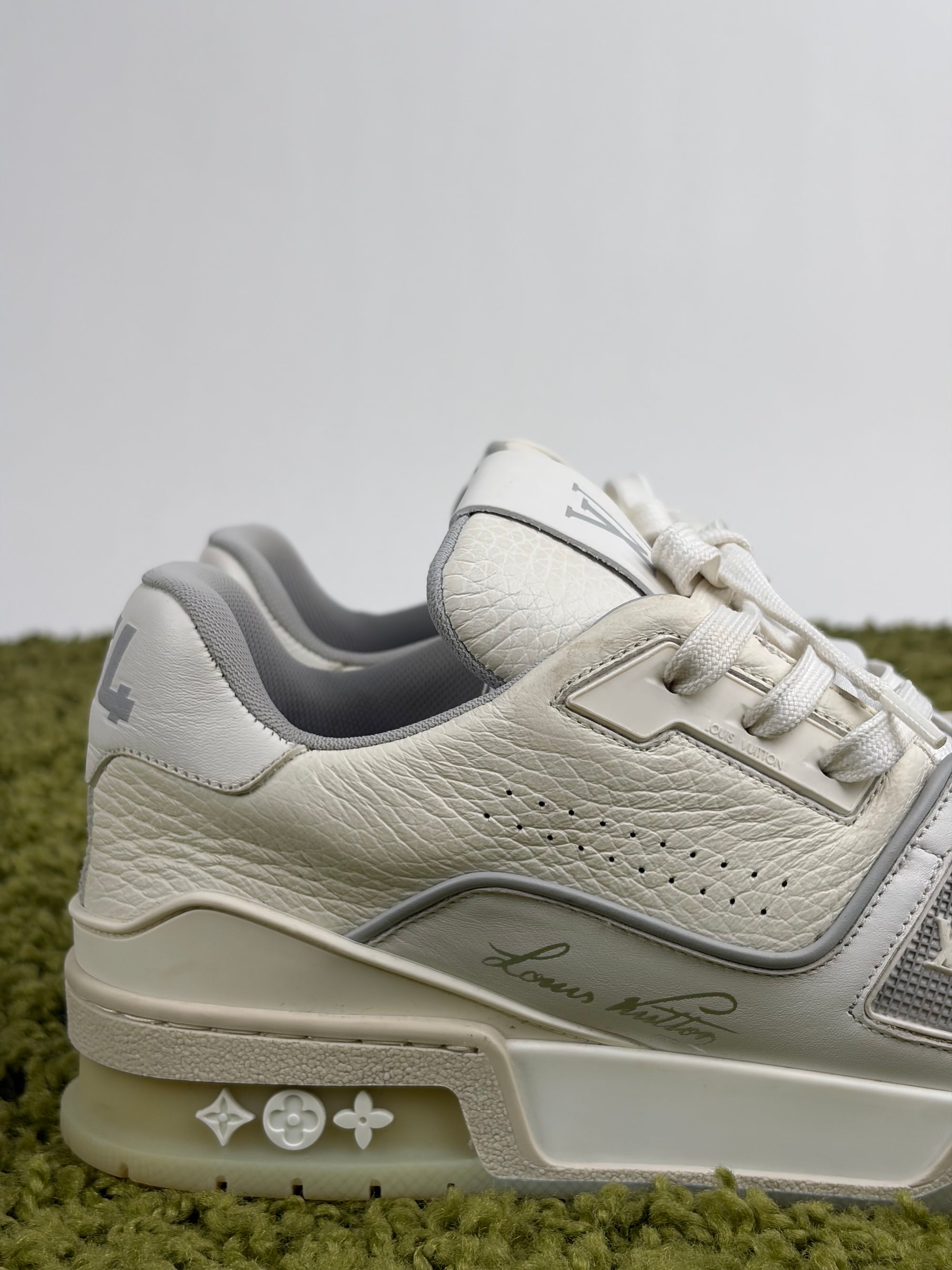 Louis Vuitton trainer Size 5.5=39.5 calza 40.5 bianche