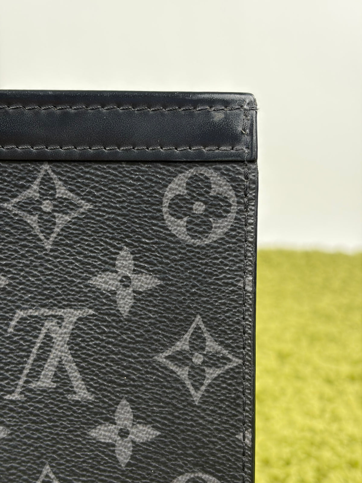 Pochette Louis Vuitton Voyage MM Nero