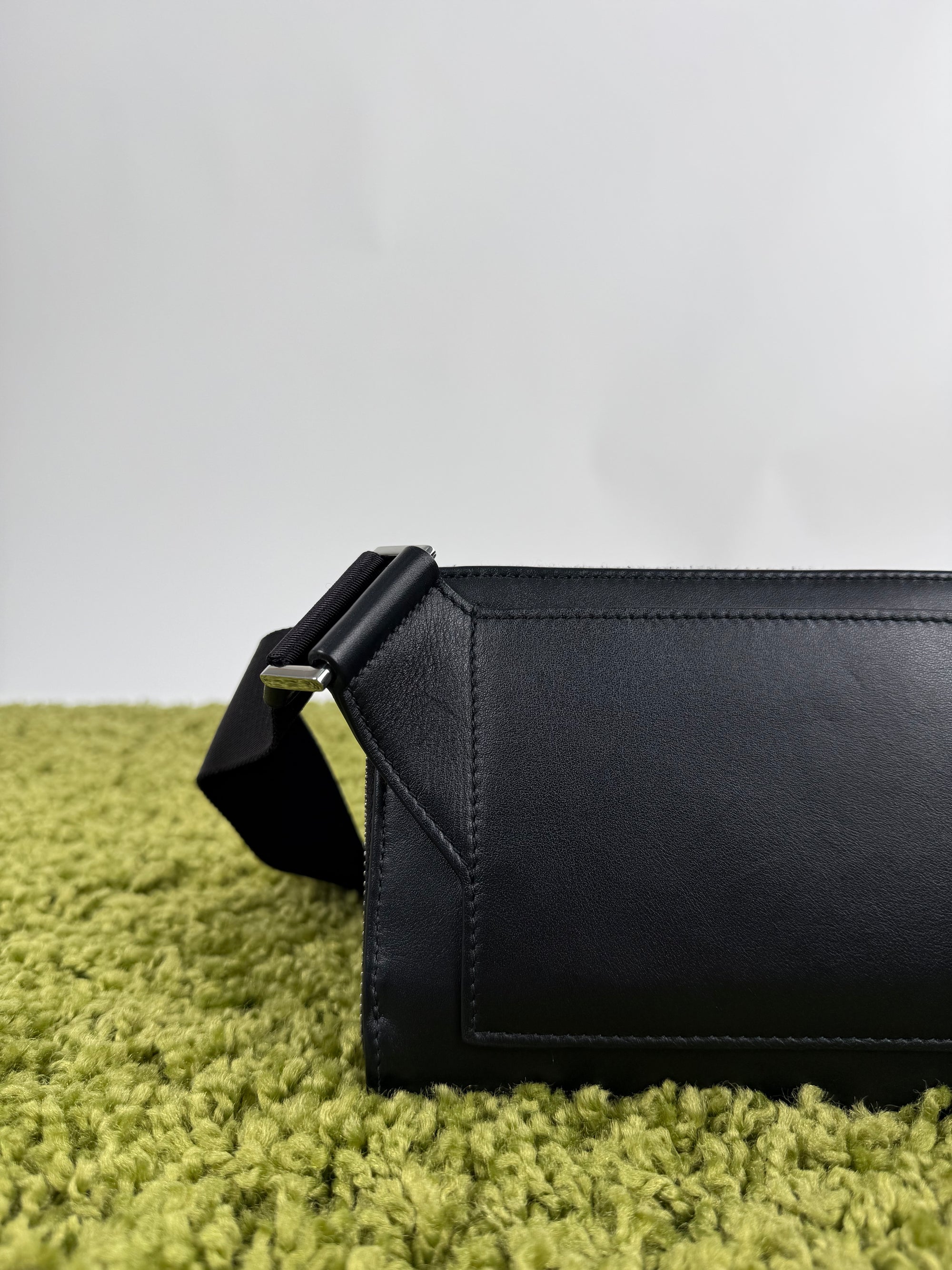 Borsello Prada