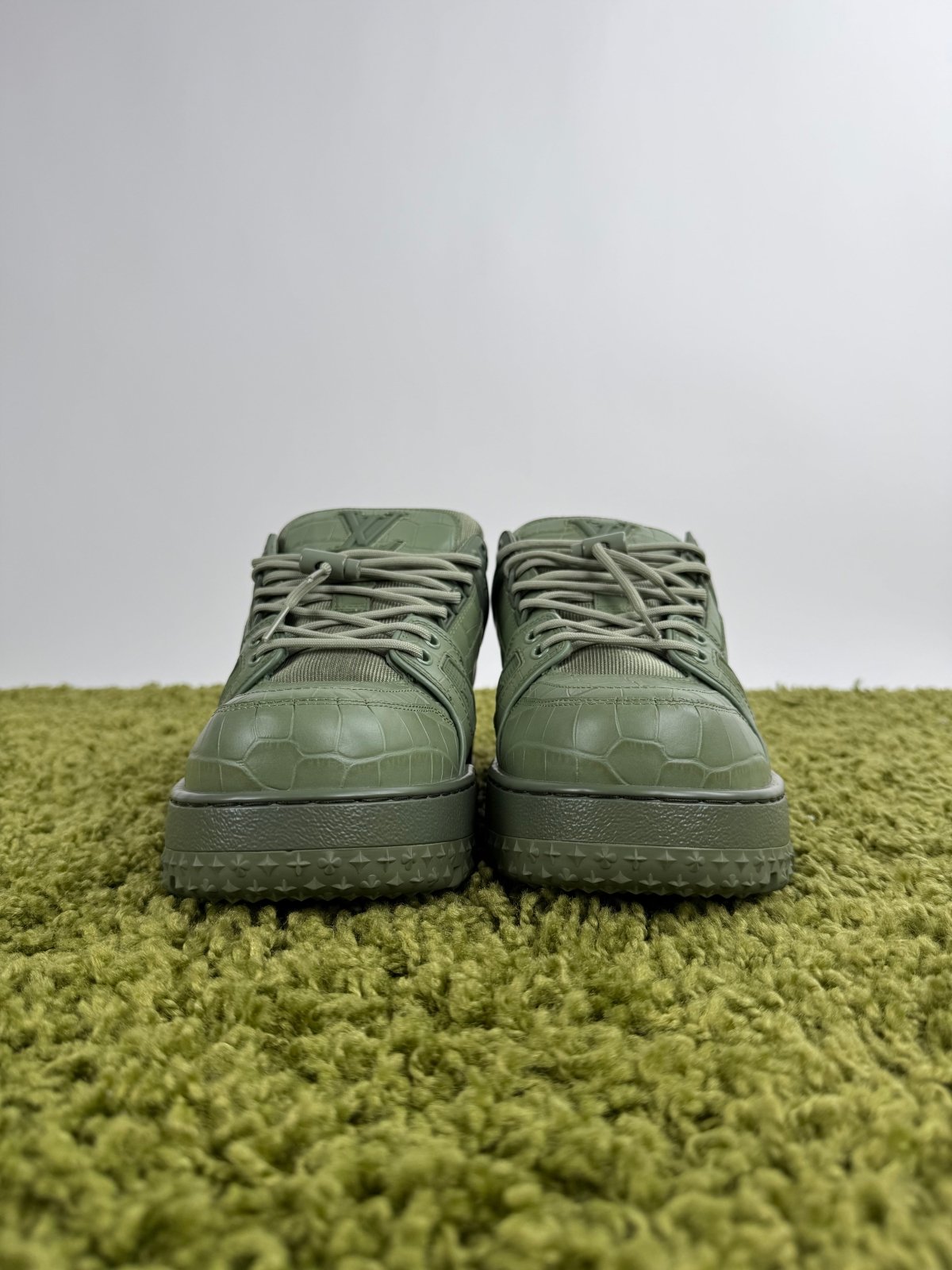 Louis Vuitton Trainer Maxi Verde 8 - Second Hand Di Fiore