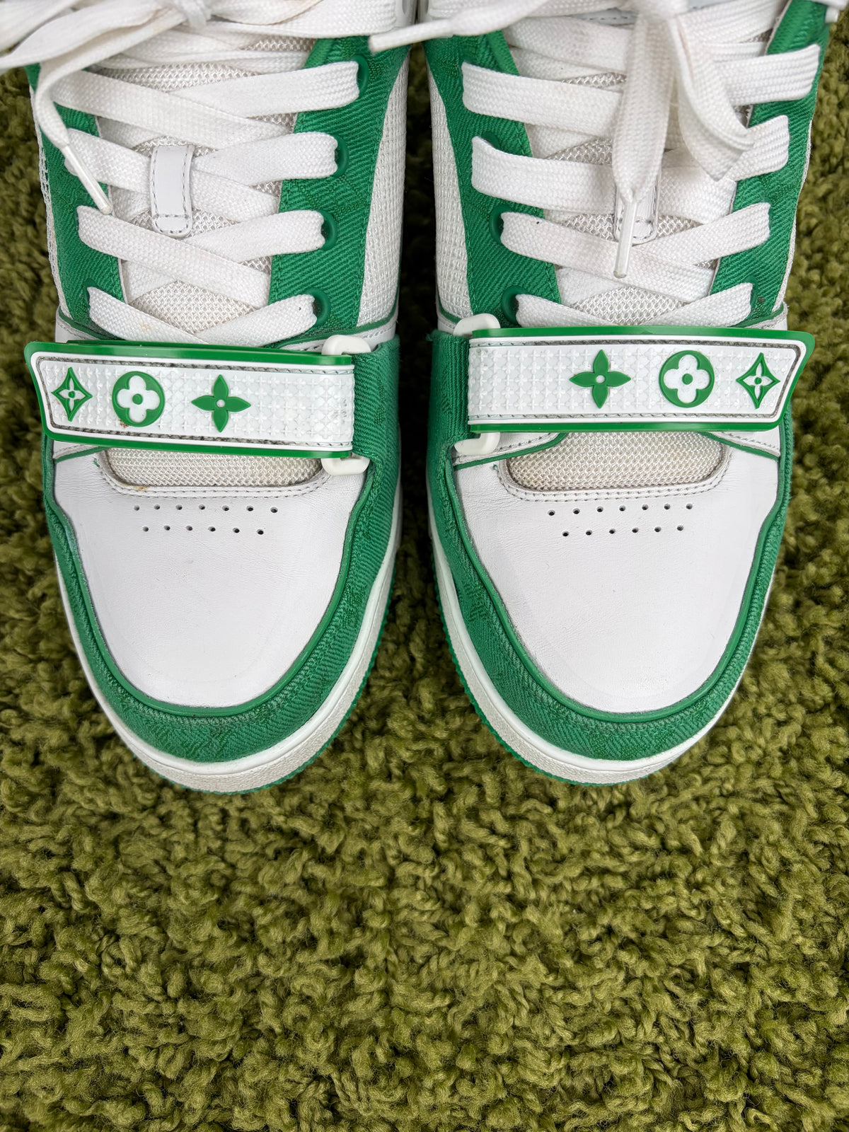 Louis Vuitton Trainer in Denim Verde 7.5