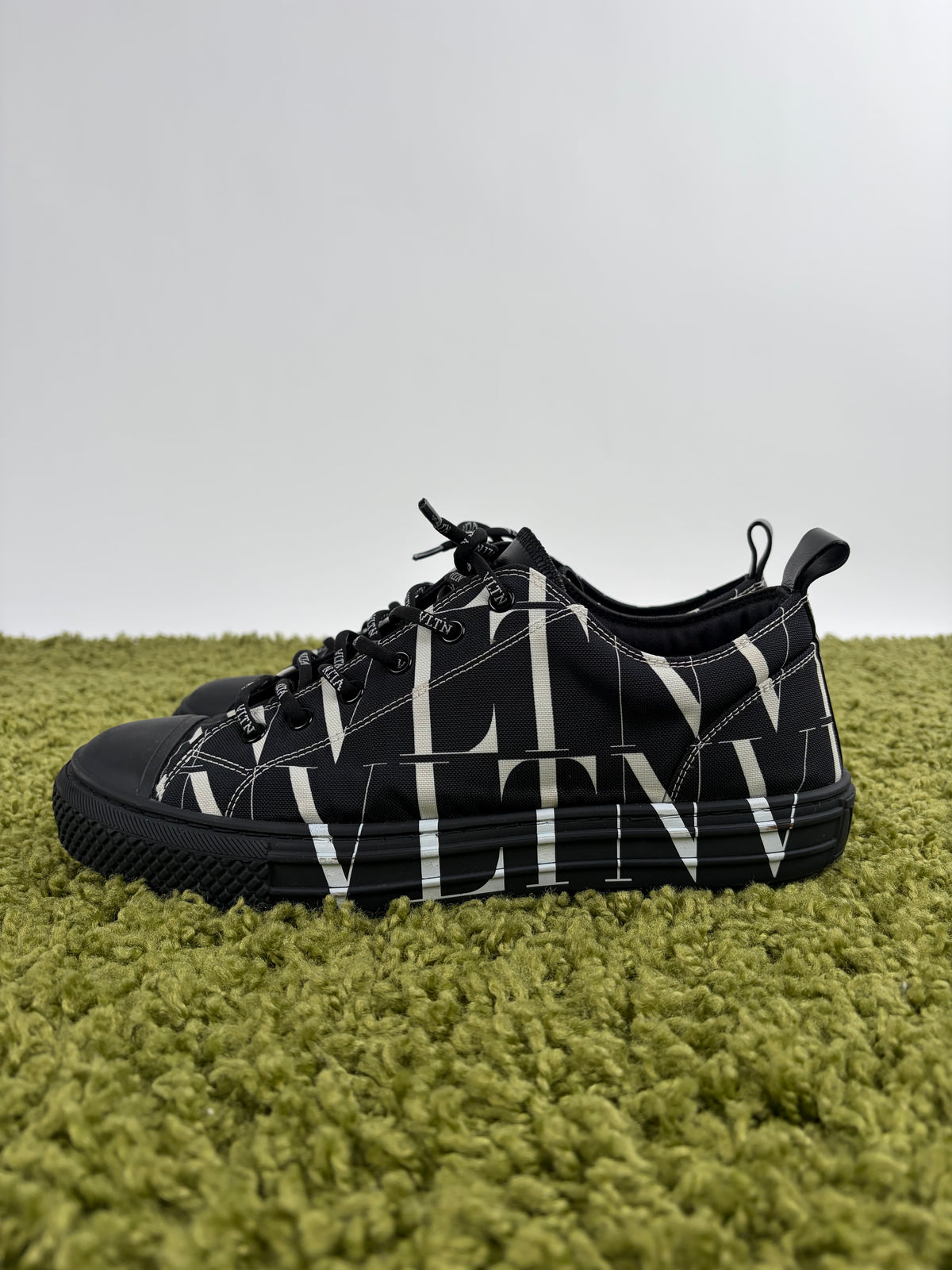 Valentino Garavani Giggies Nera 42