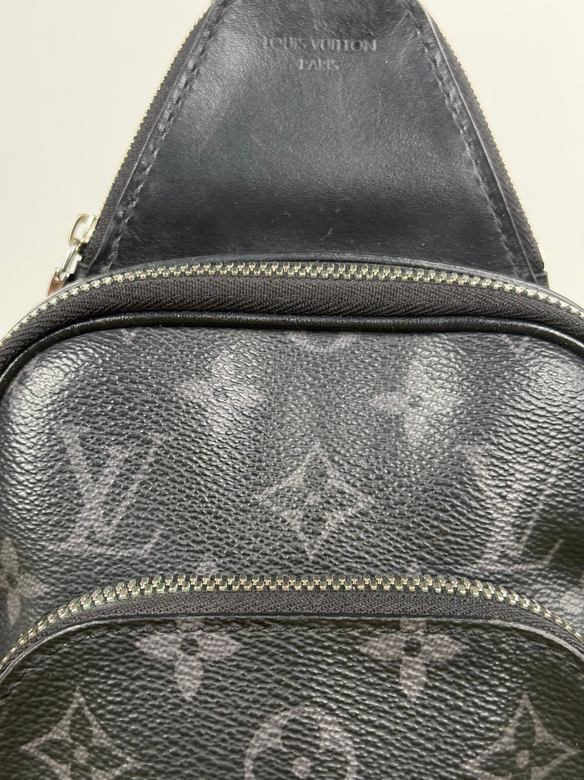 Zaino Monospalla Avenue Louis Vuitton Nero