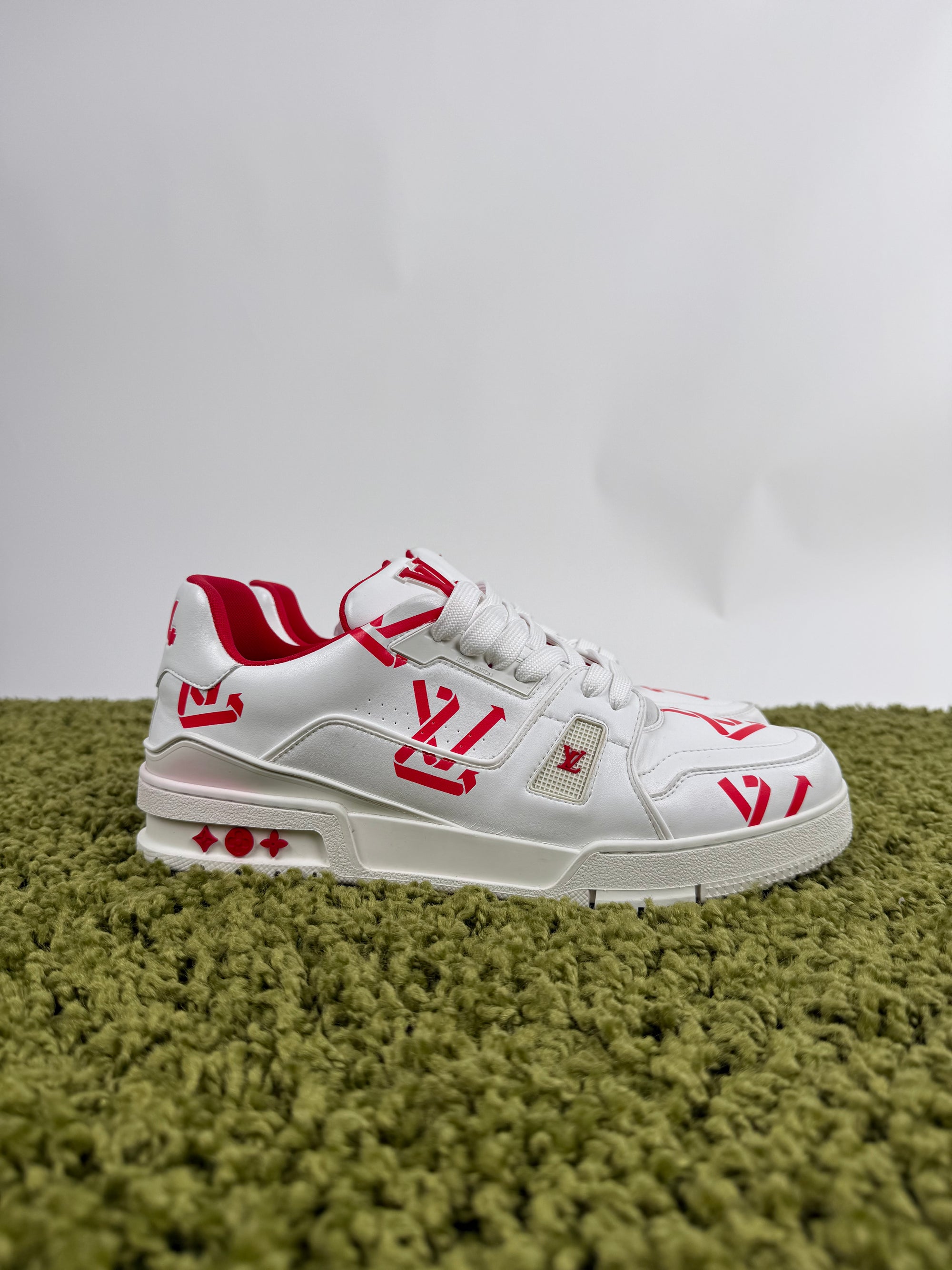 Louis Vuitton Trainer 43.5 veste 44.5
