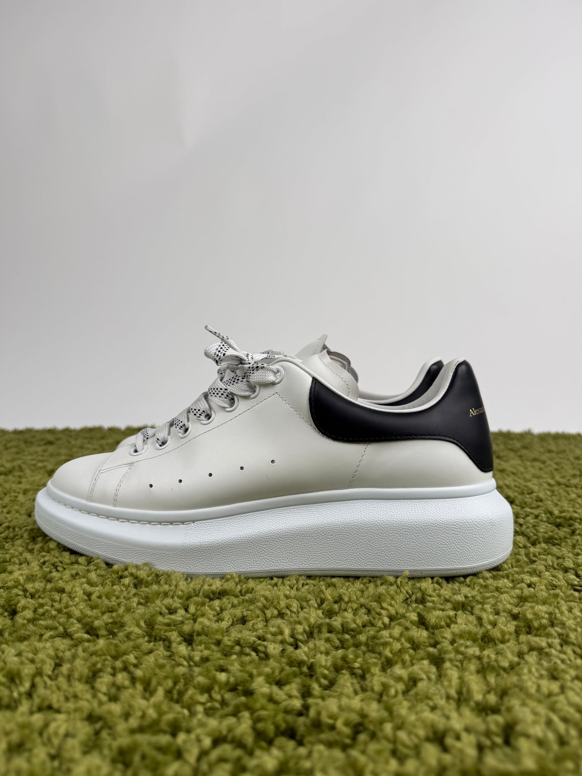 Alexander Mcqueen sneaker 43