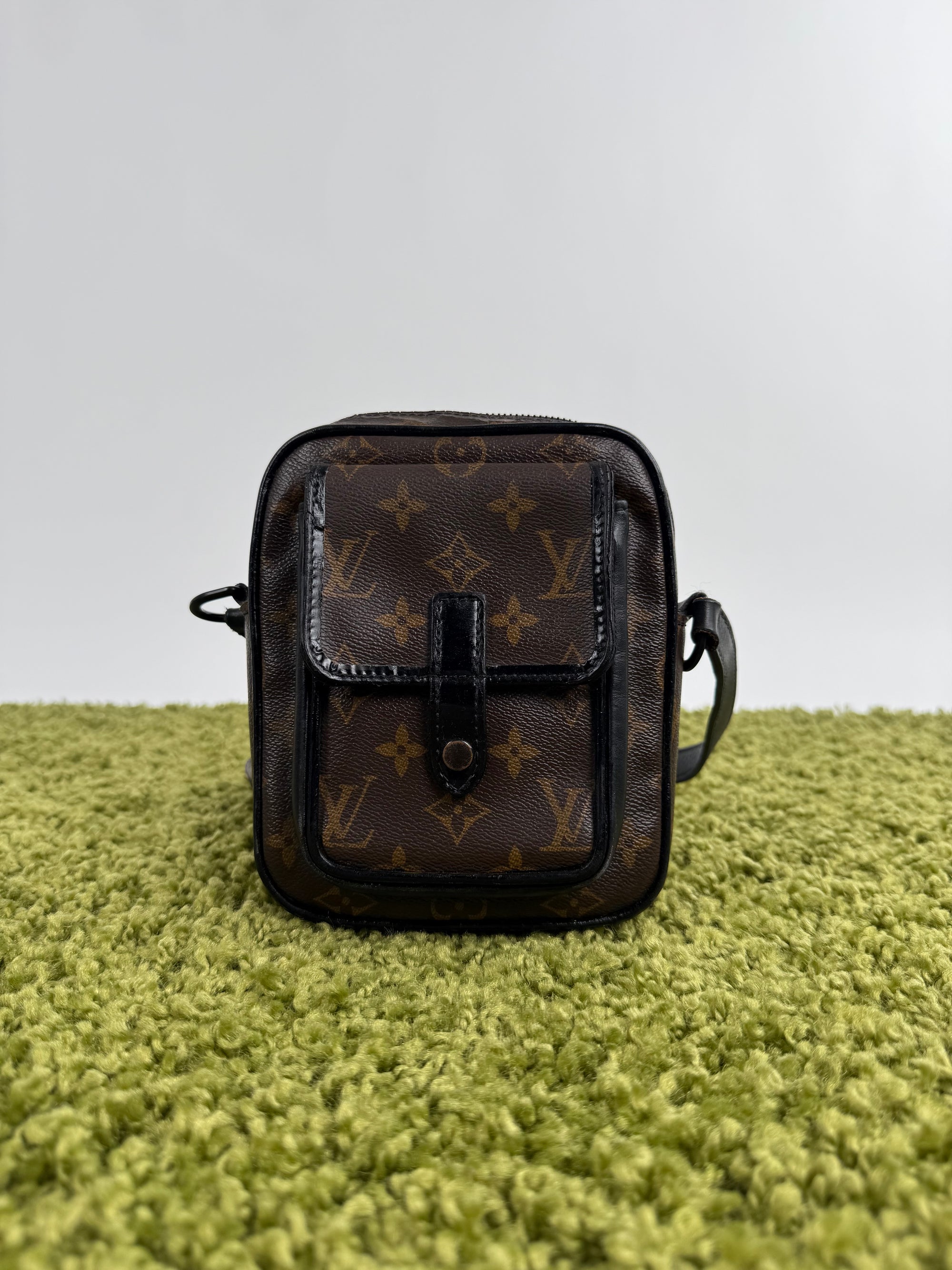 tracolla Louis Vuitton Christopher Wearable Wallet in tela Monogram Macassar